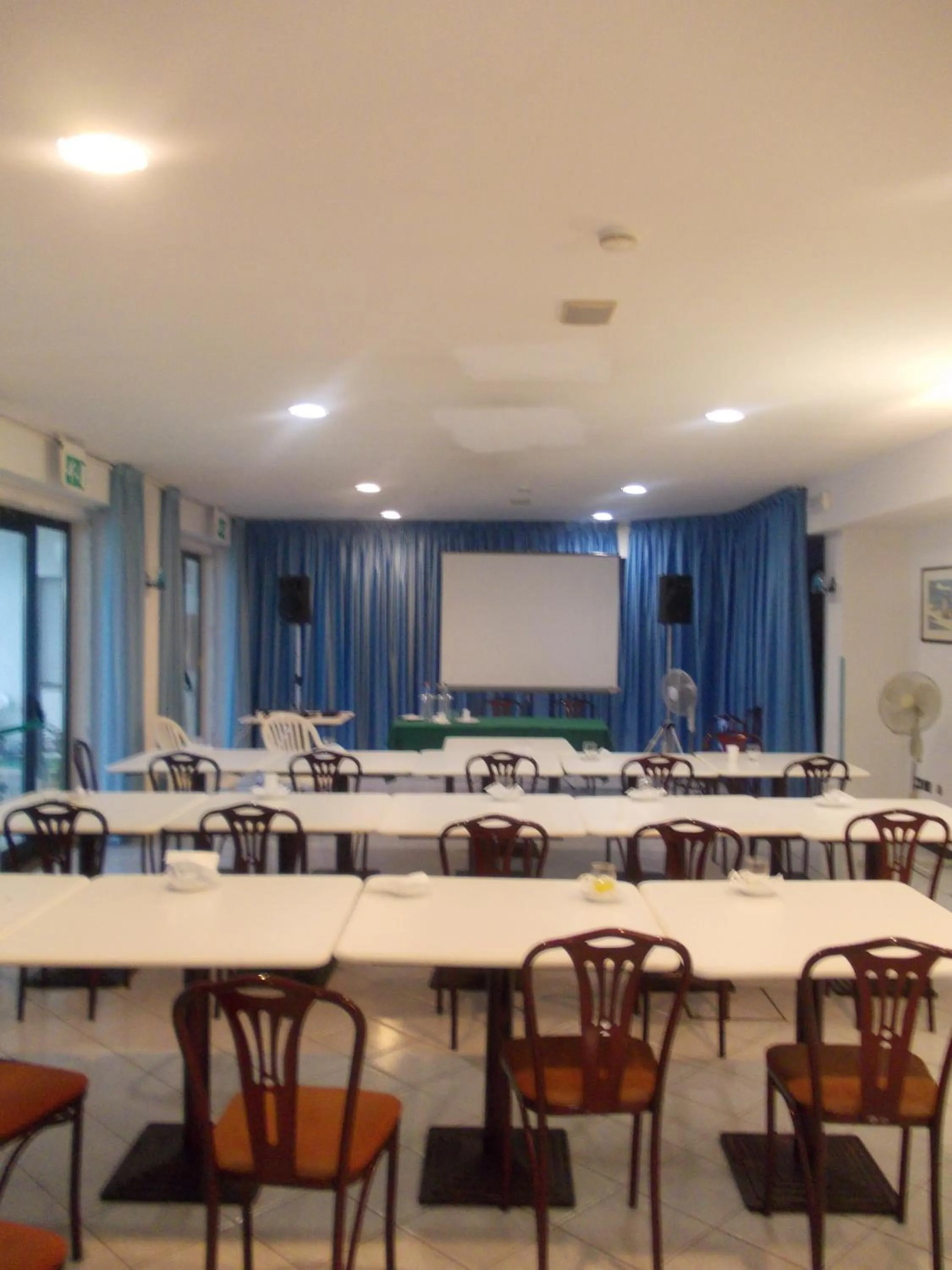 Area and facilities in Hotel Du Parc