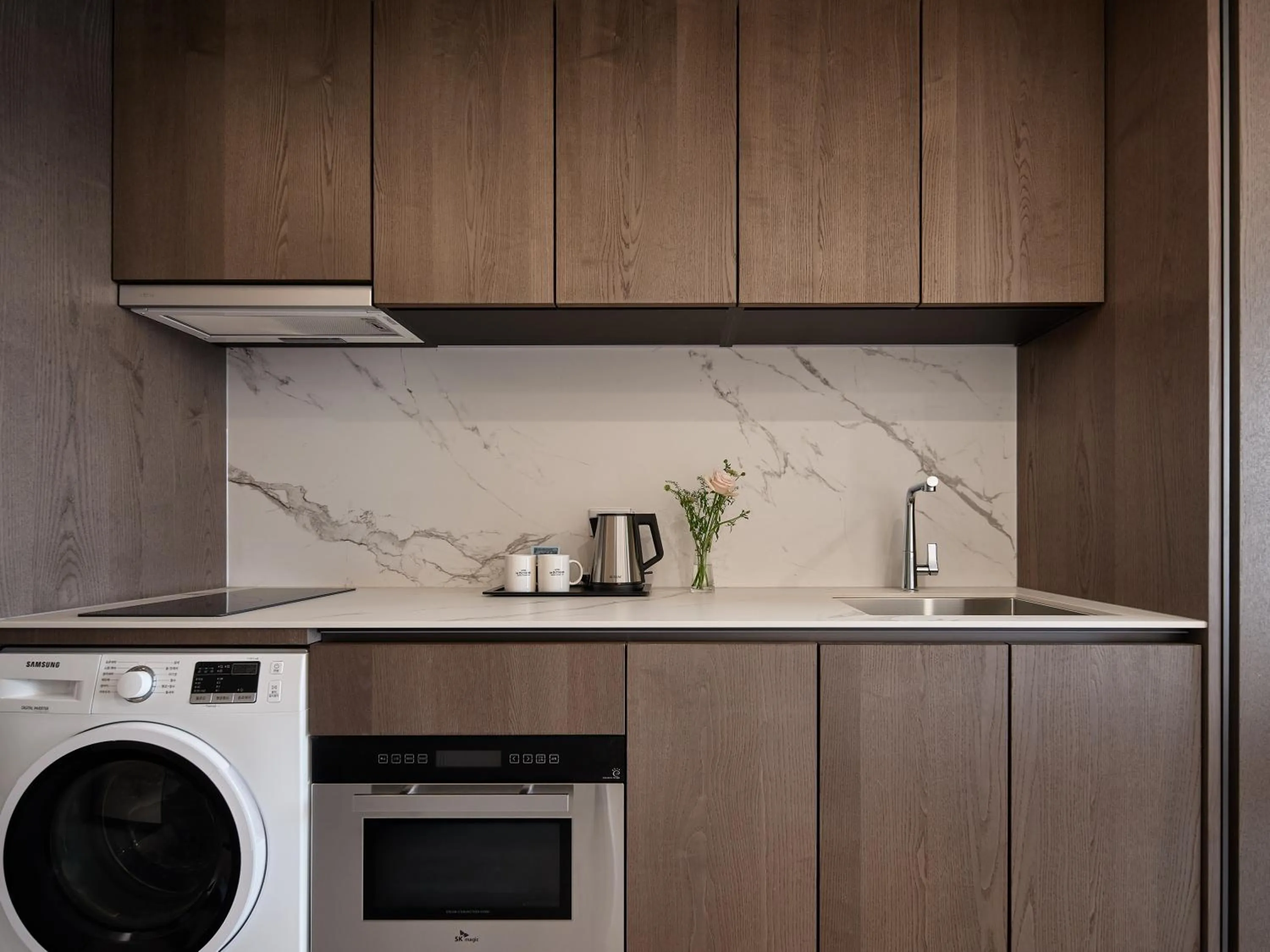 Property building in Hotel The Botanik Sewoon Myeongdong