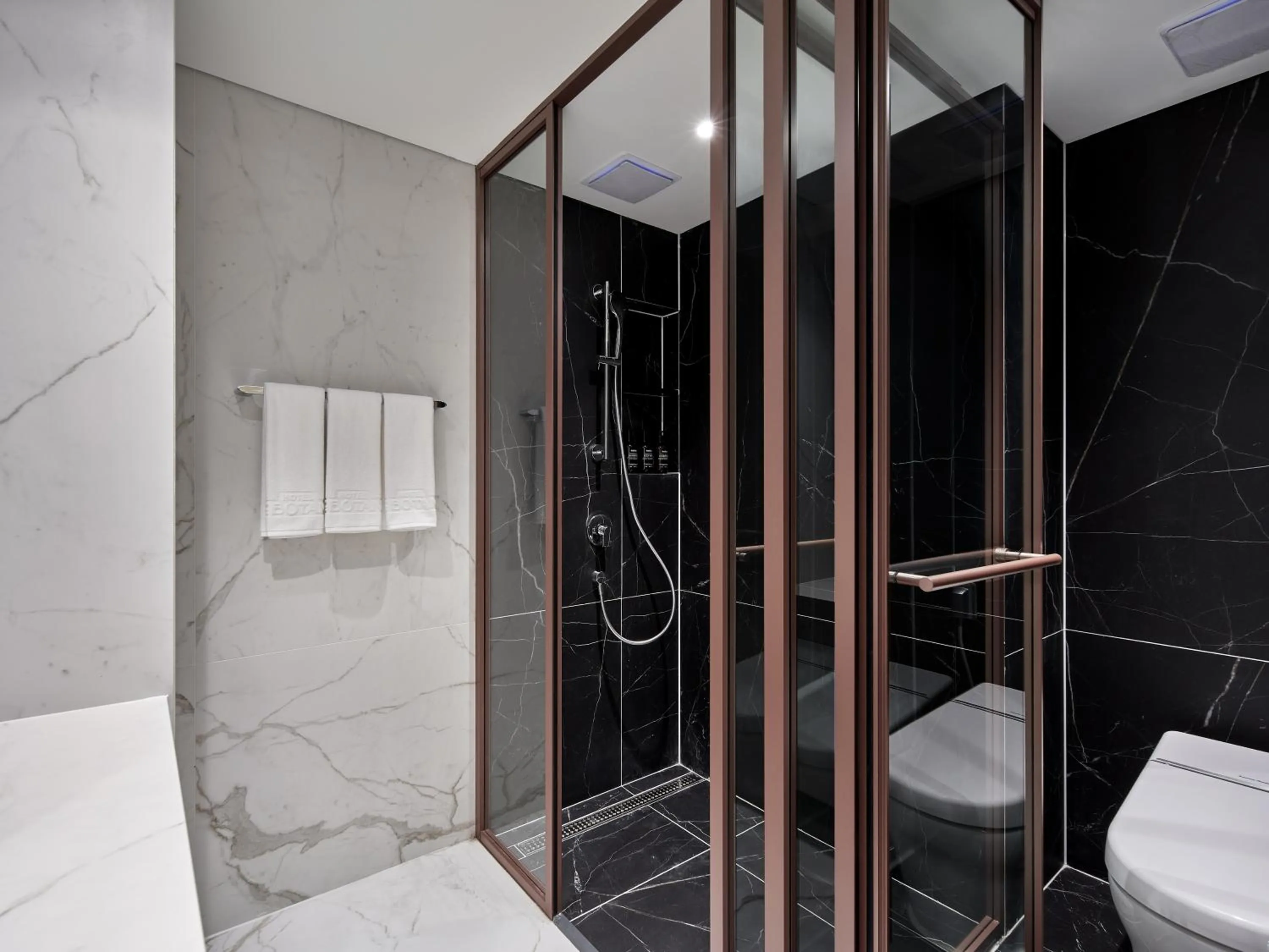 Bathroom in Hotel The Botanik Sewoon Myeongdong