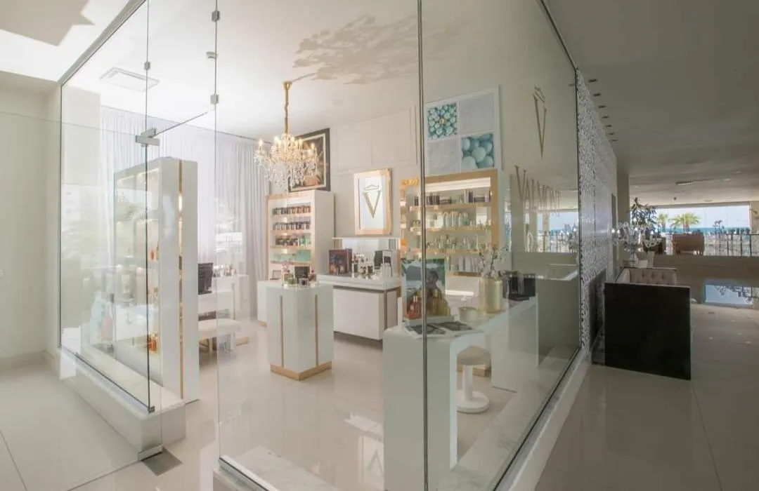 On-site shops in Vrissiana Boutique Beach Hotel