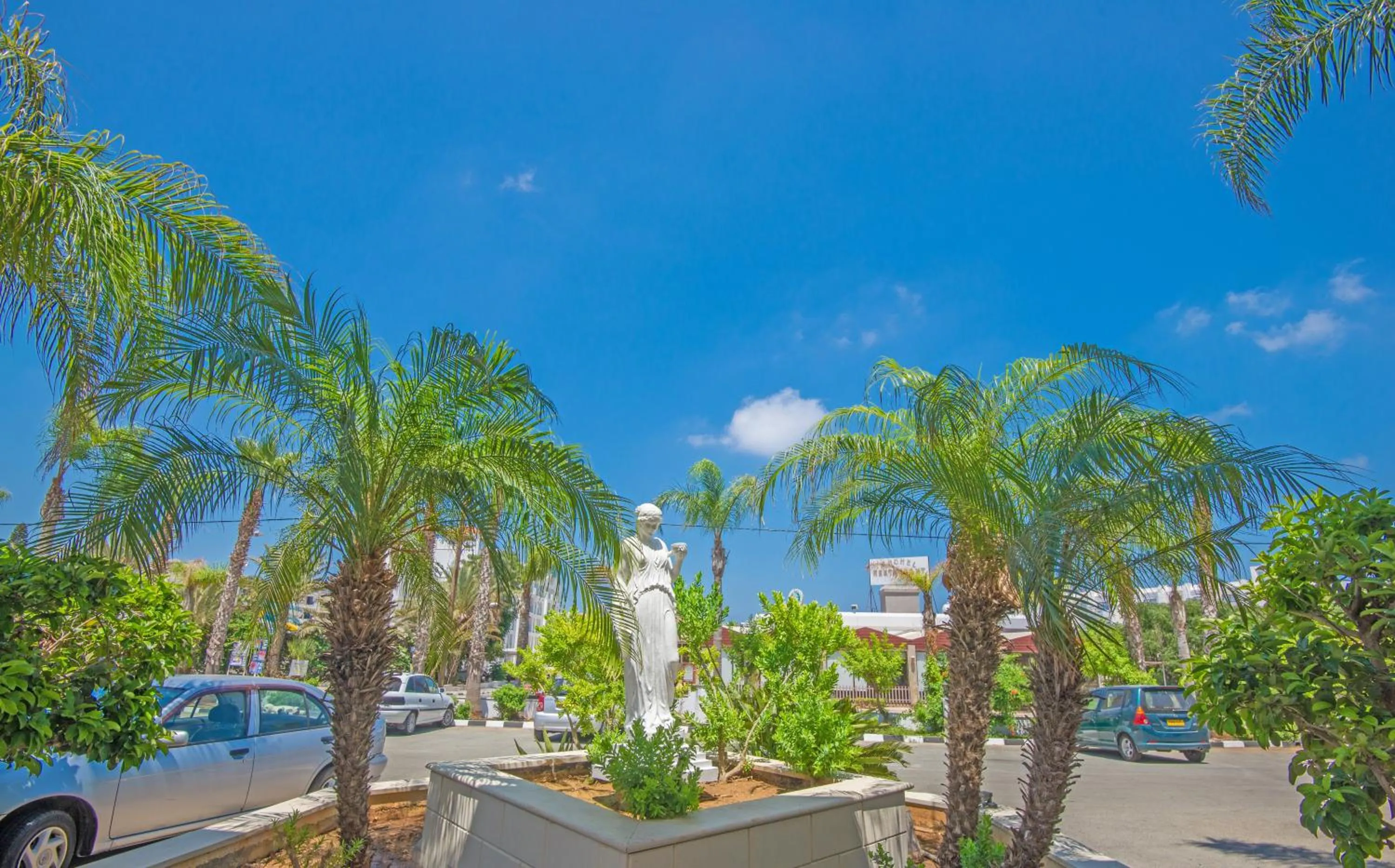 Facade/entrance in Tsokkos Gardens Hotel