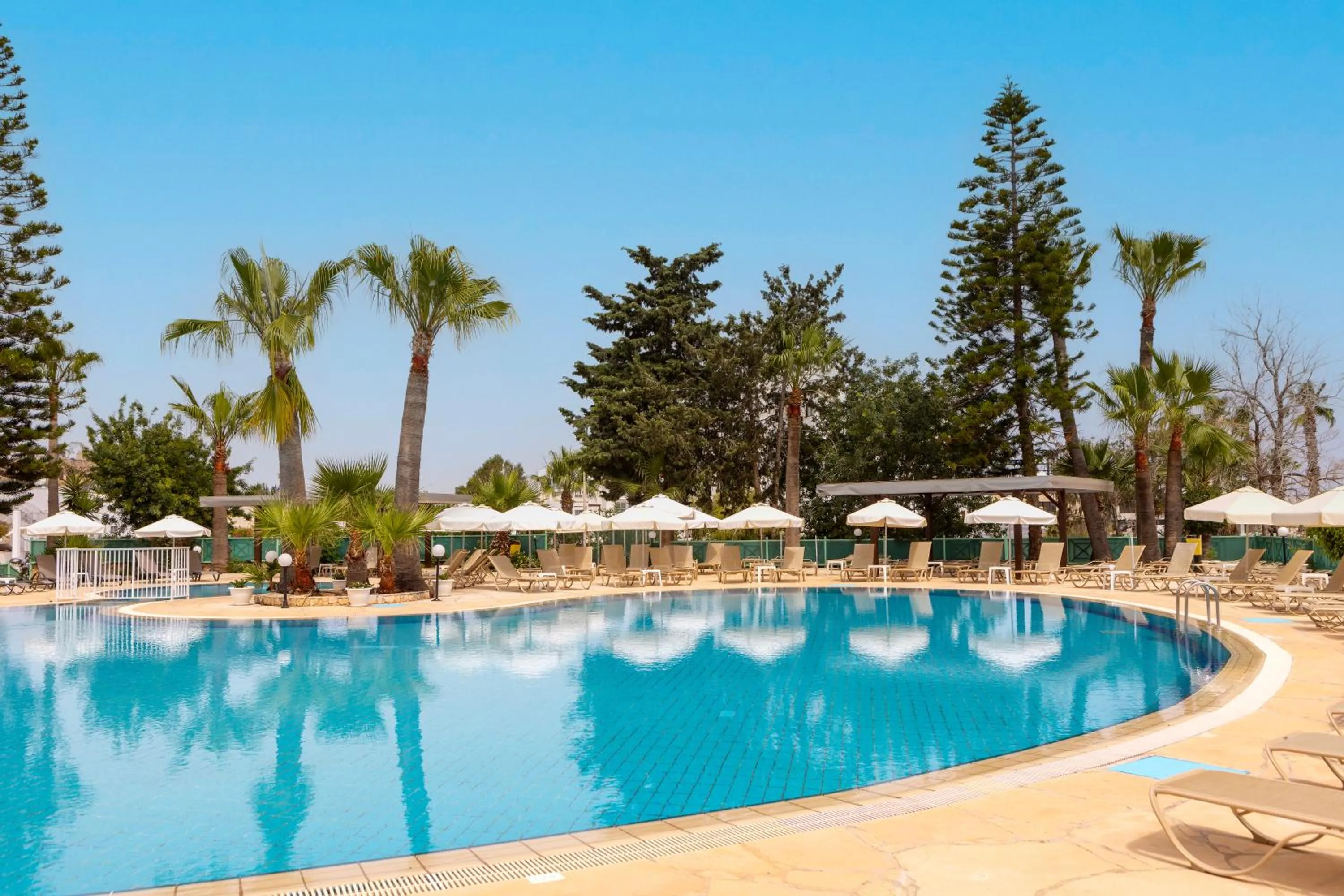 Swimming pool in Antigoni Hotel