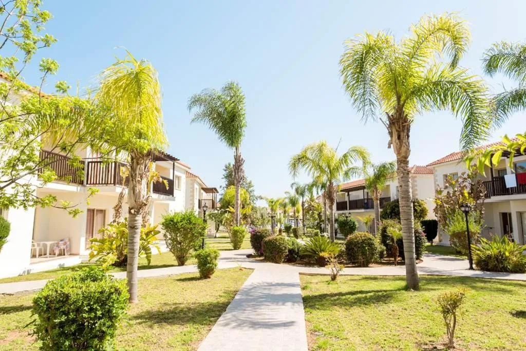 Tsokkos Paradise Holiday Village