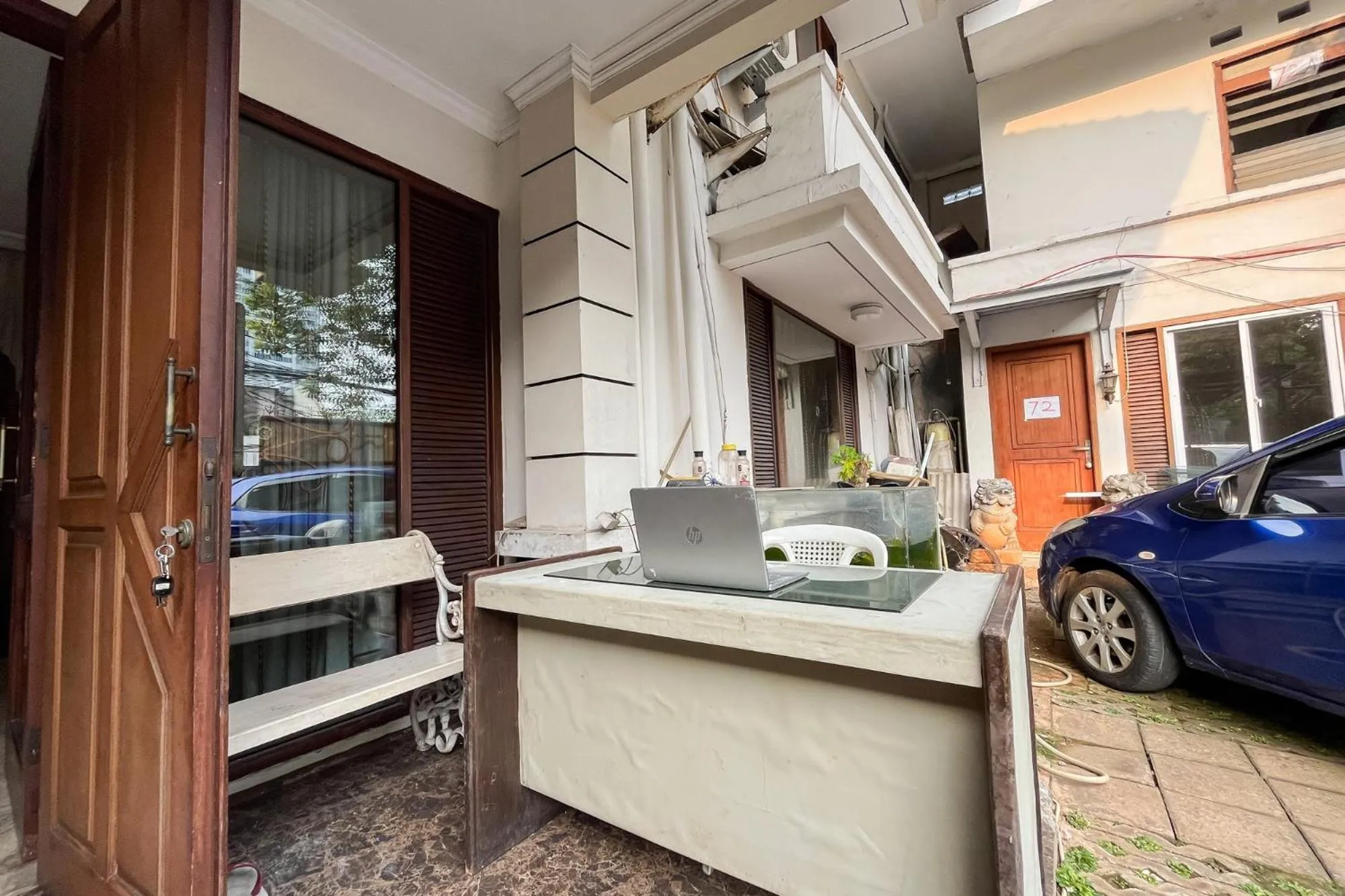 Lobby or reception in Urbanview de Dharmawangsa Suite Hotel