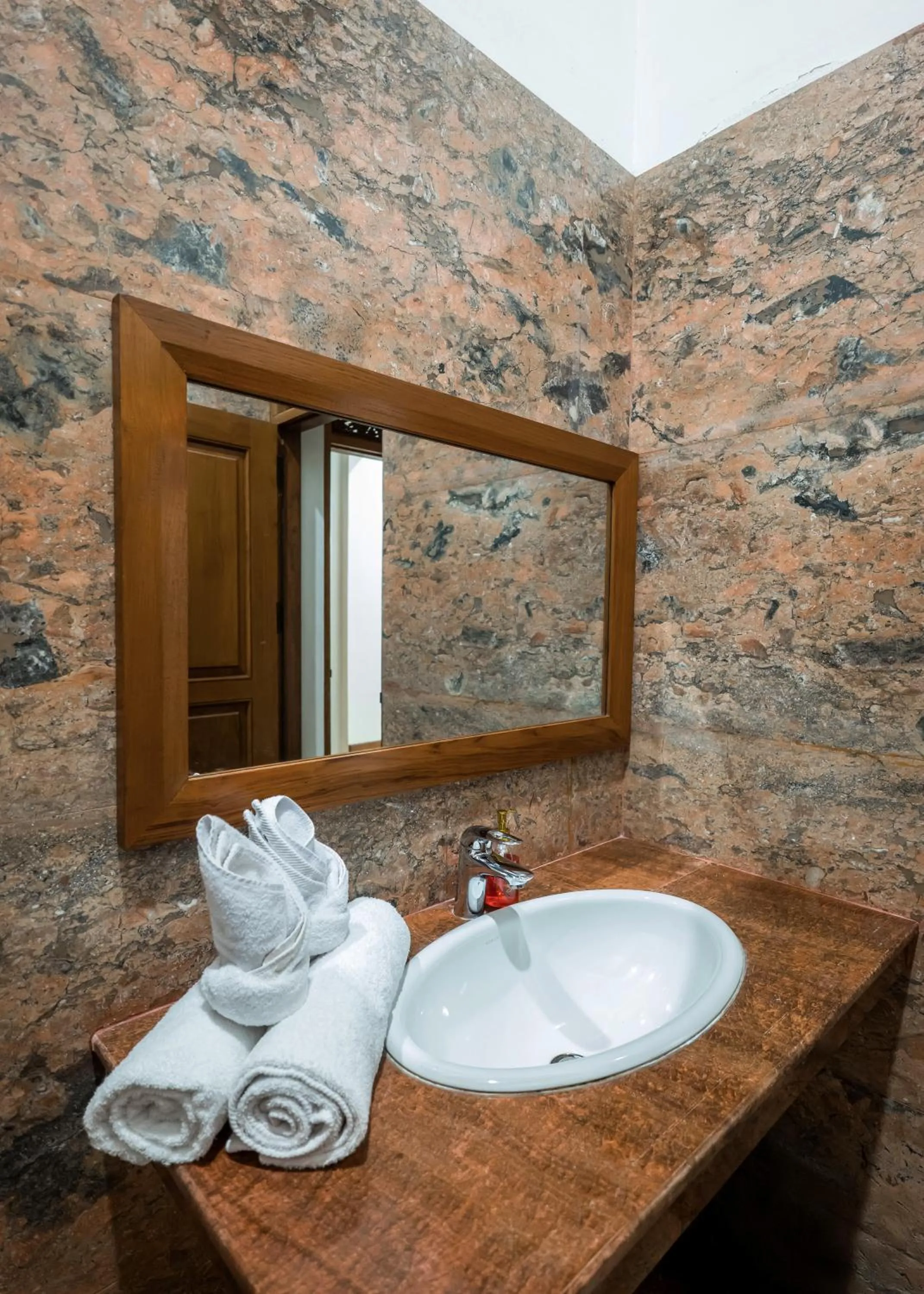 Bathroom in Joglo Wardani