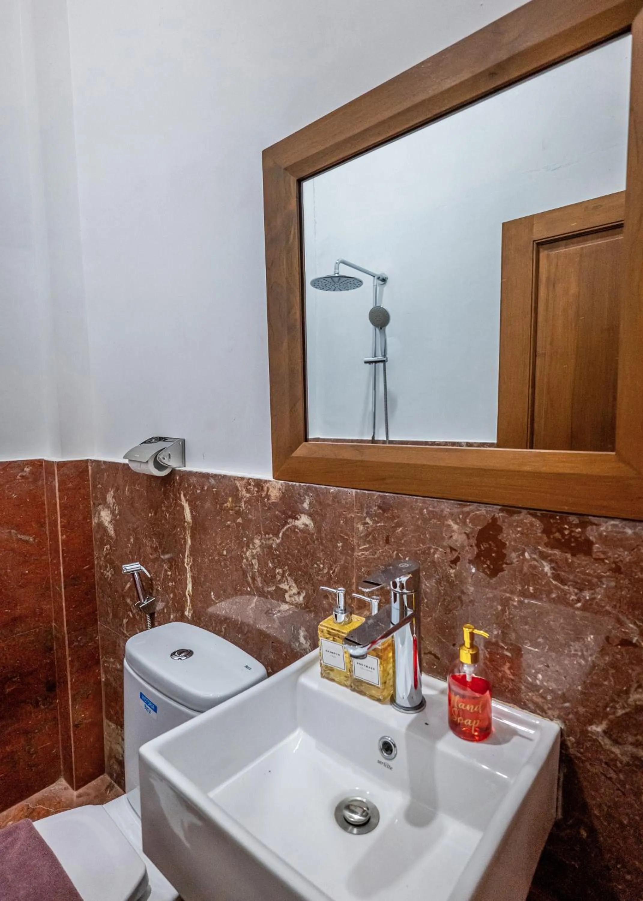 Bathroom in Joglo Wardani