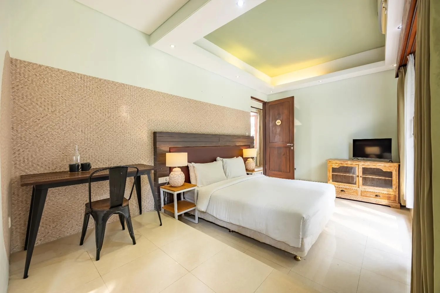 Bedroom, Bed in Cove The Ricks Villa