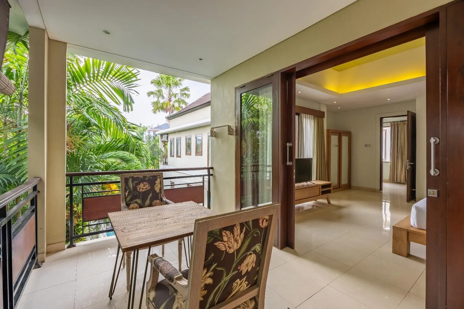 Balcony/Terrace in Cove The Ricks Villa