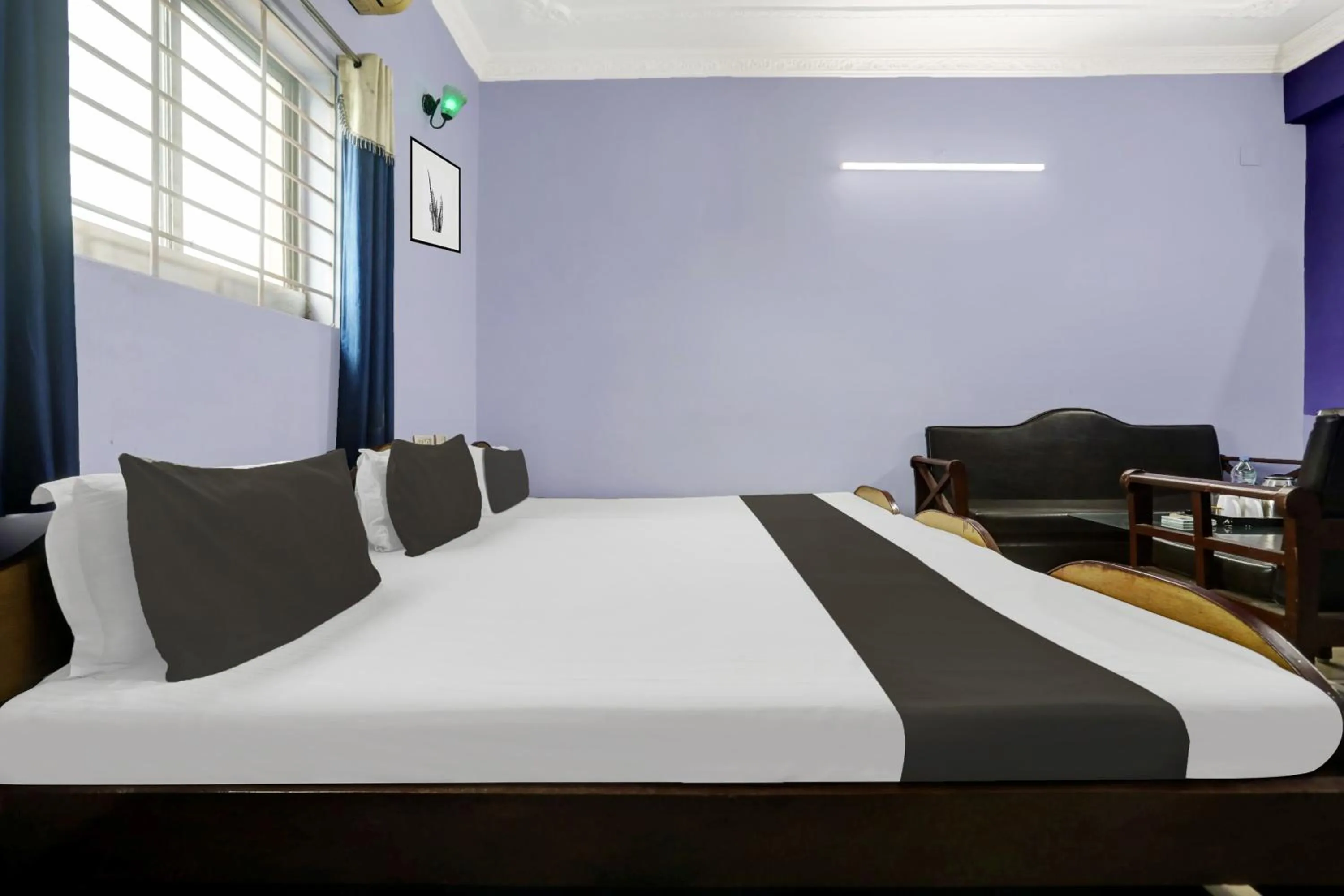 Bedroom, Bed in Hotel O Bridge View