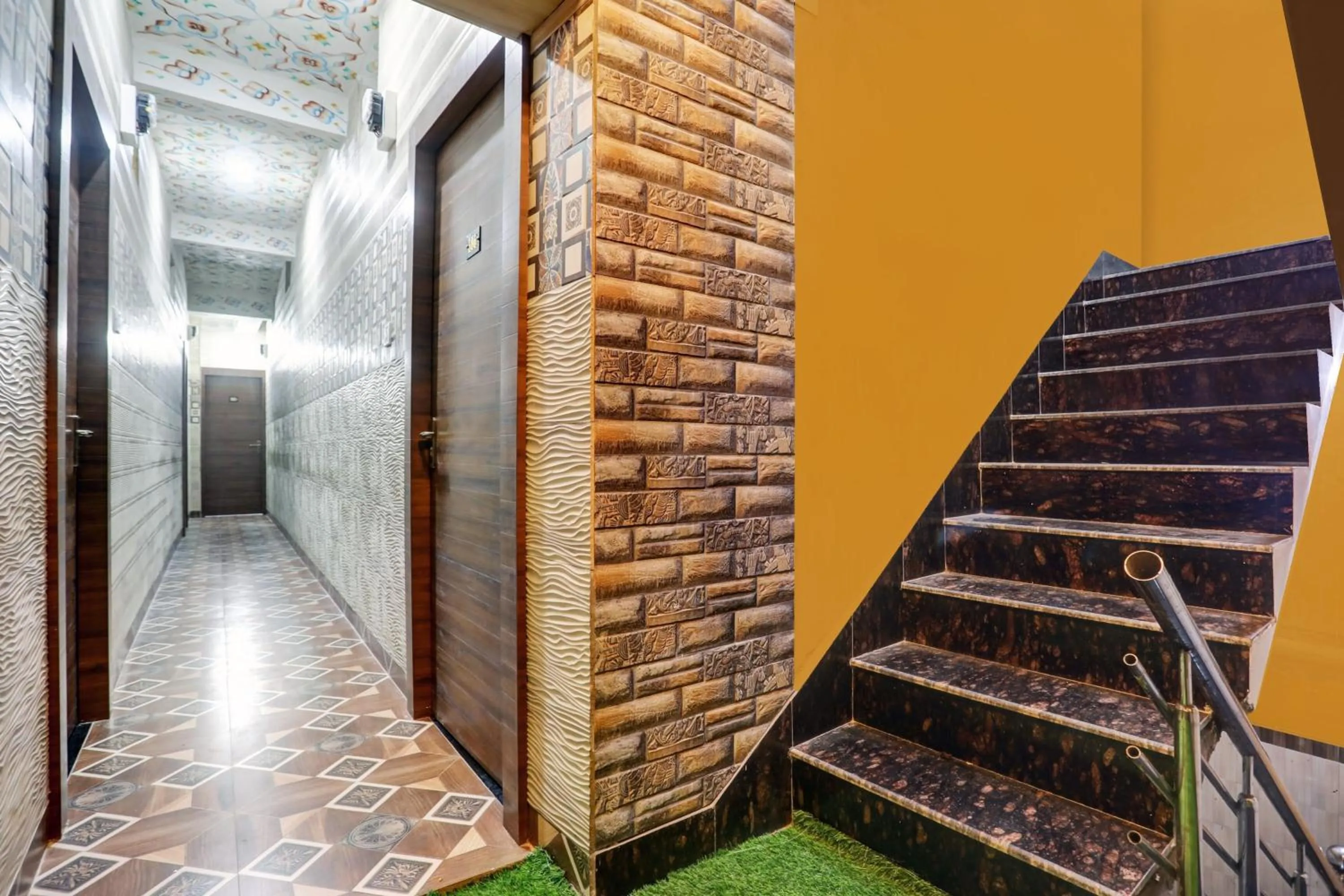 Lobby or reception in Hotel O Kailash Mansarovar