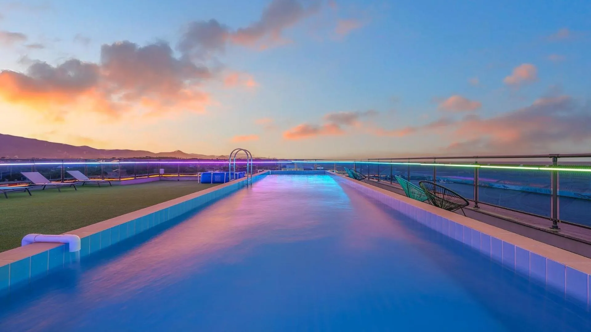 Property building in Sokcho The sharp Pension