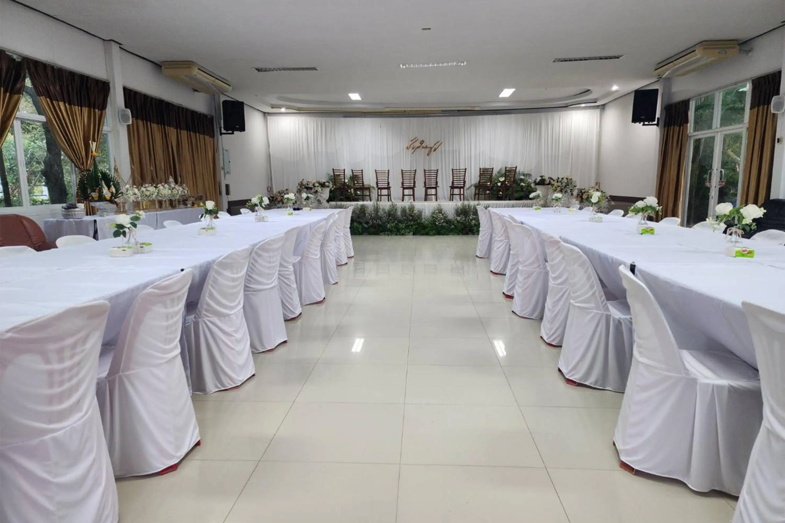 Meeting/conference room in Rung Rueng Resort