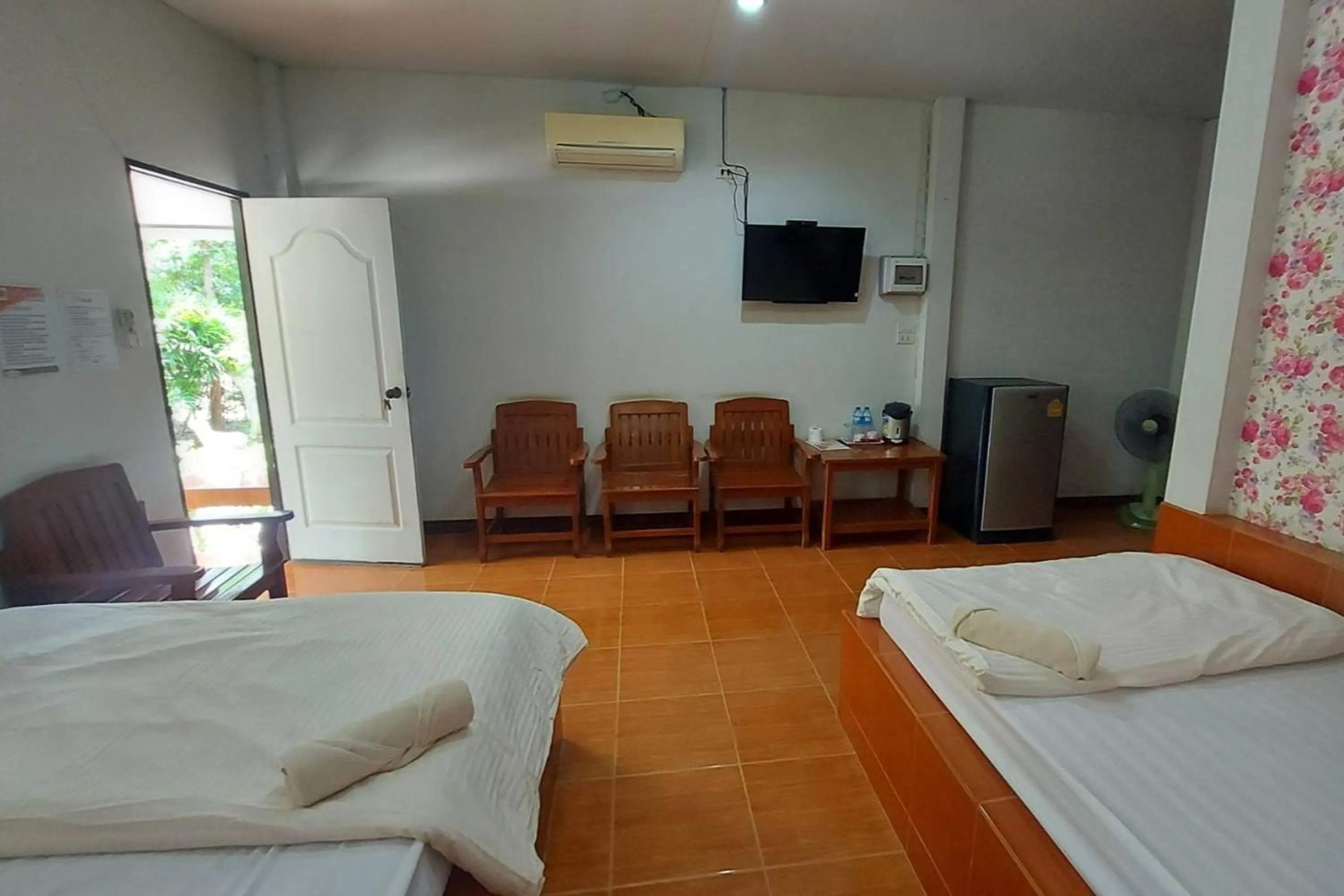 Bedroom, Bed in Rung Rueng Resort