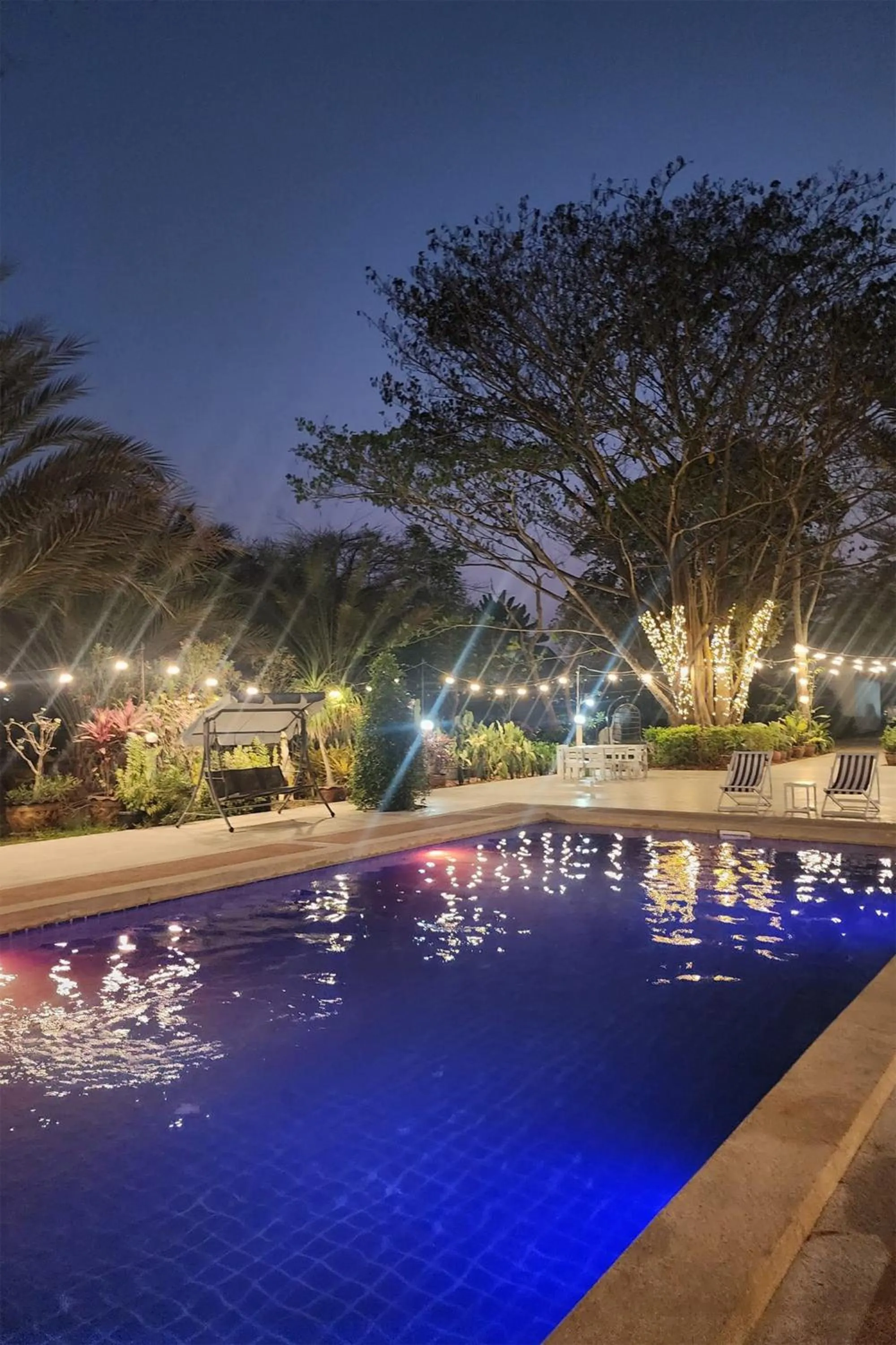 Swimming pool in Rung Rueng Resort