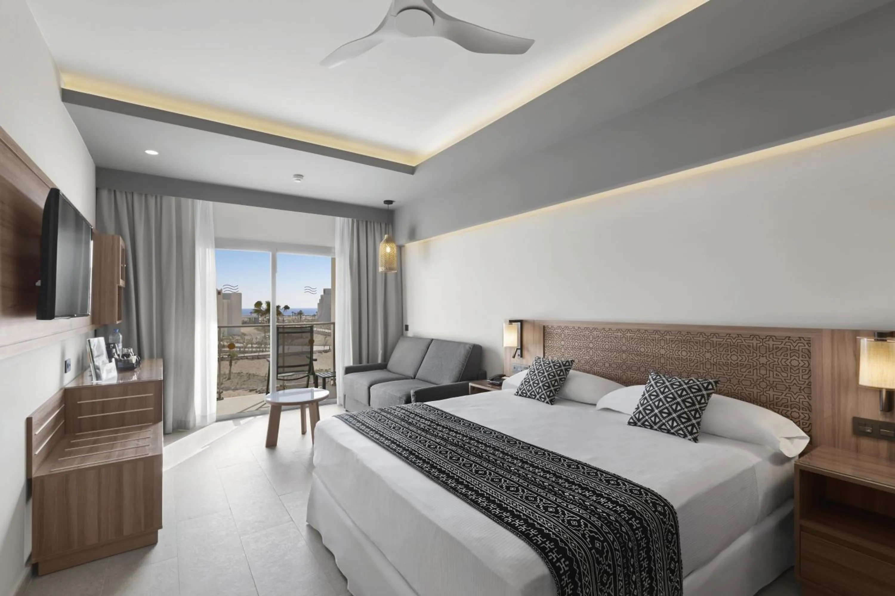 Bed in Hotel Riu Palace Santa Maria - All Inclusive