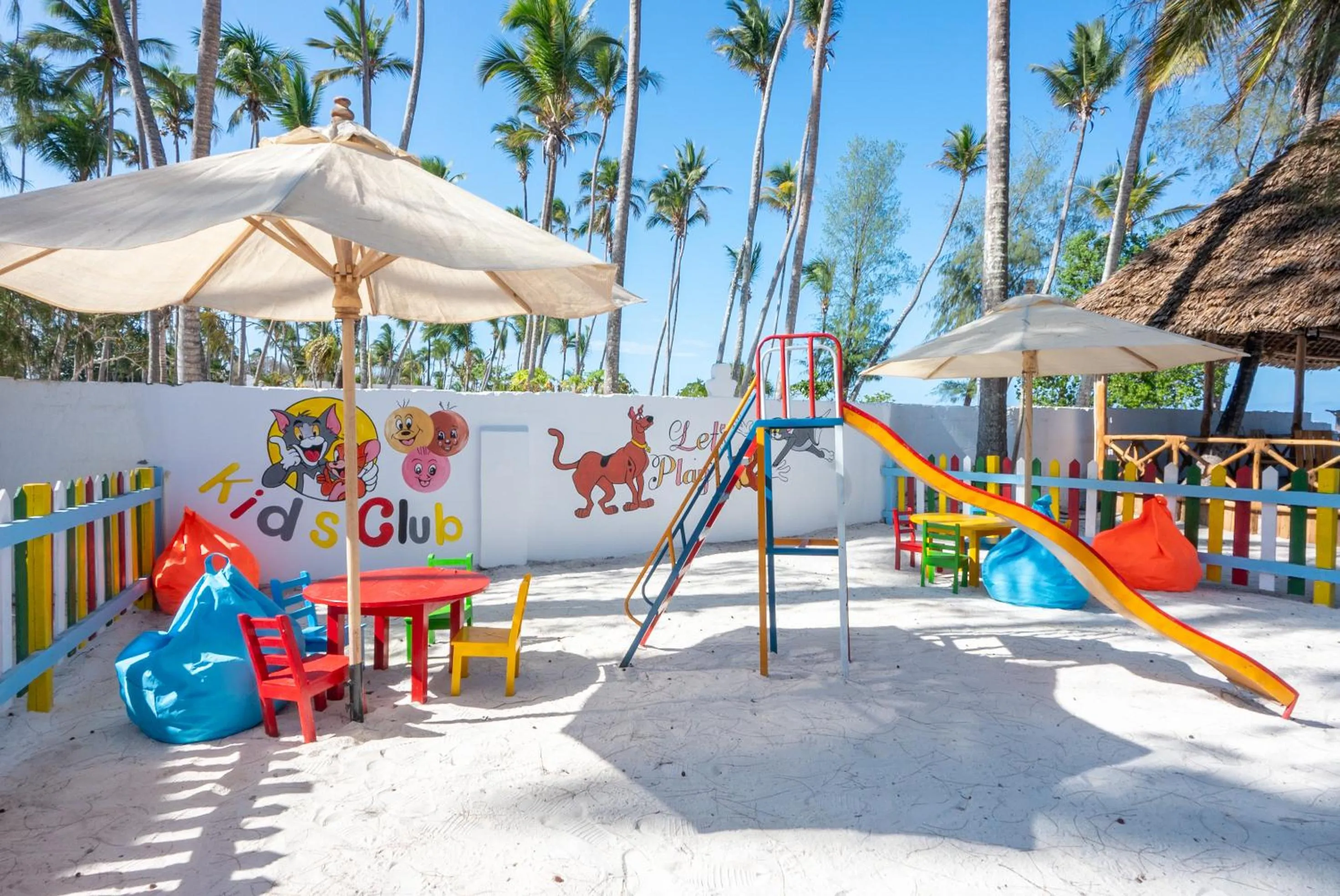 Children play ground in Royal Mandarin Hotel & Resort