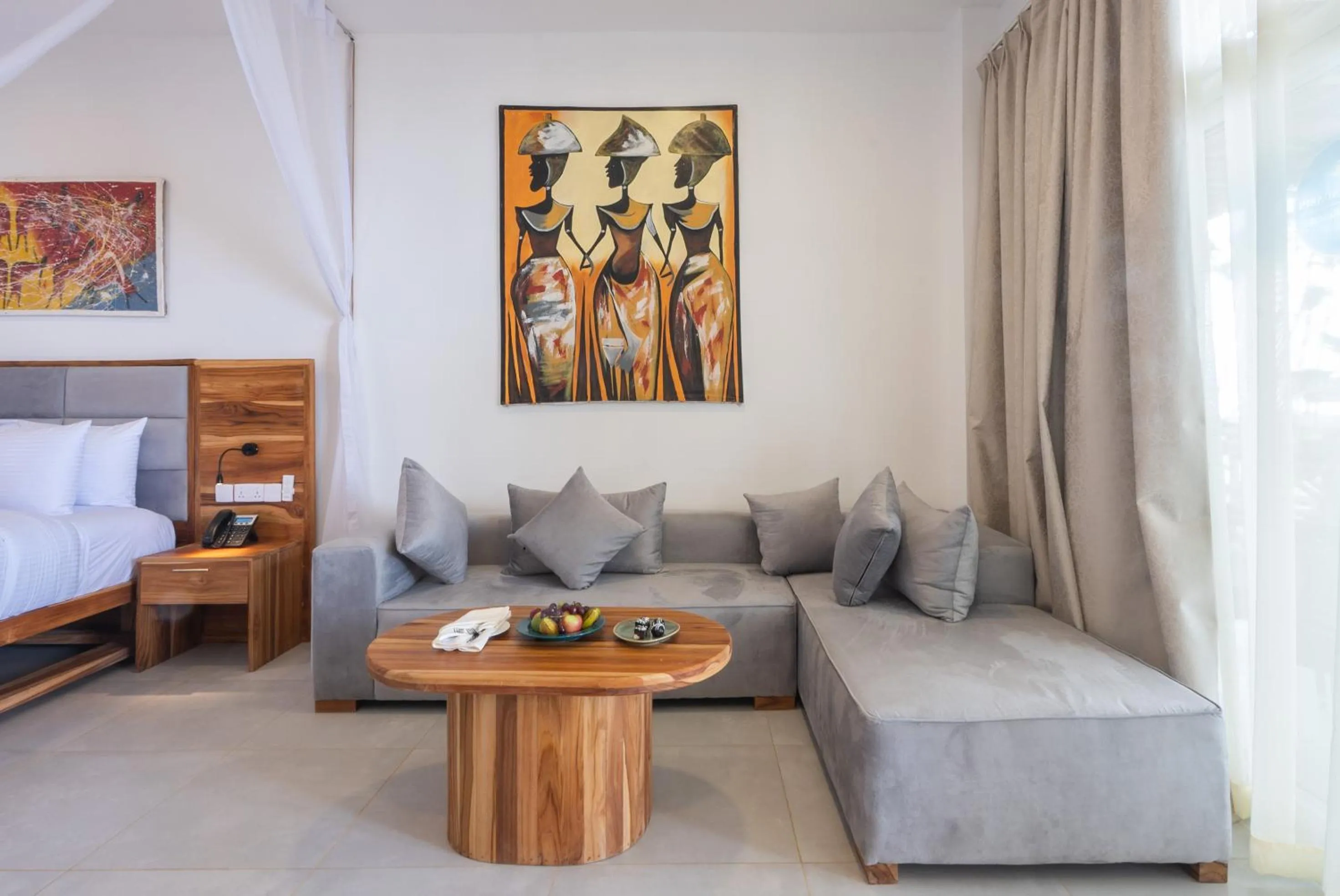 Seating area, Bed in Royal Mandarin Hotel & Resort