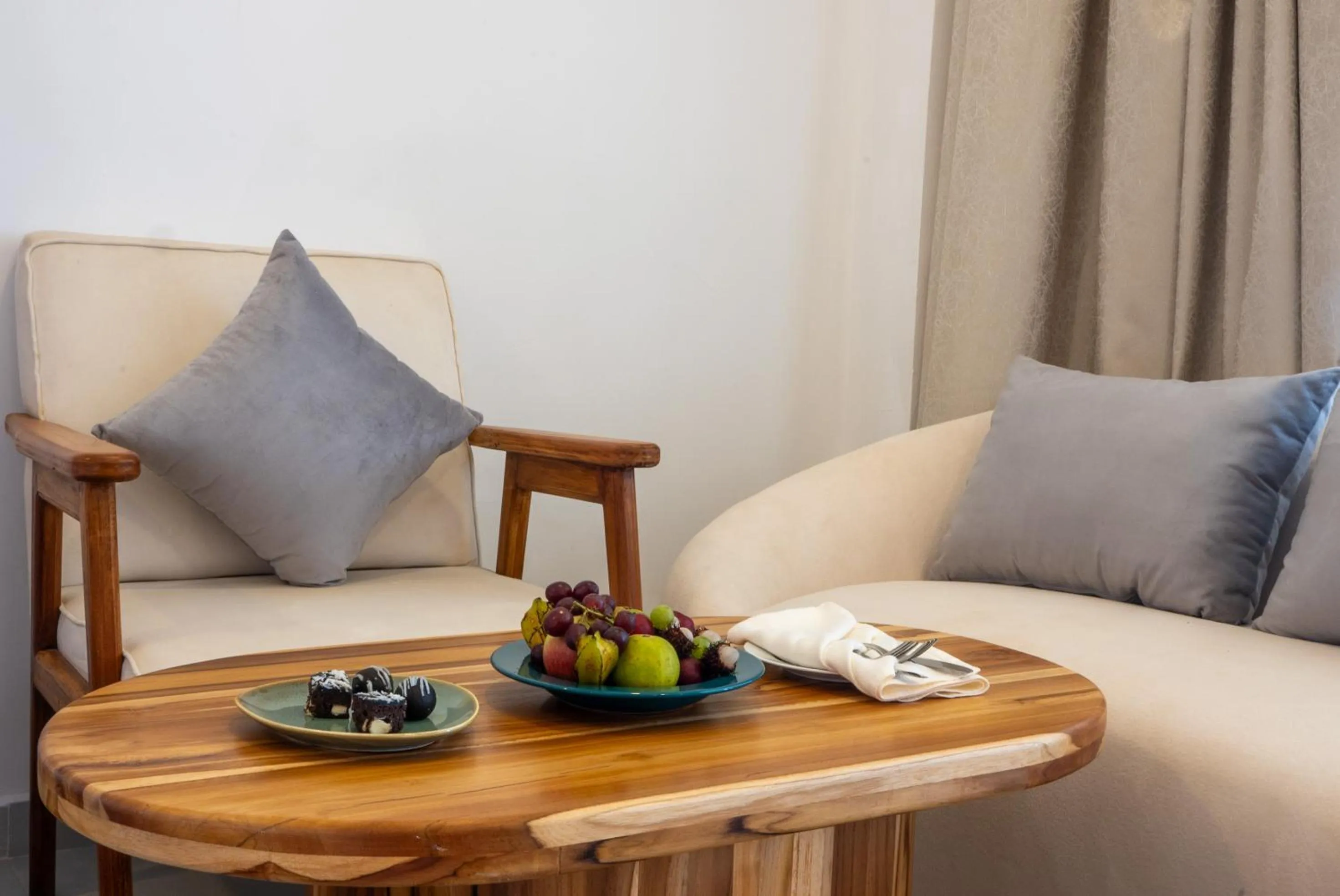 Seating area in Royal Mandarin Hotel & Resort