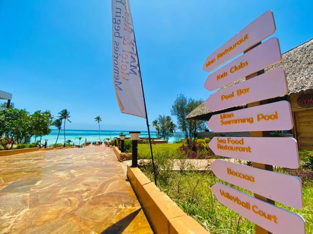 Royal Mandarin Hotel & Resort