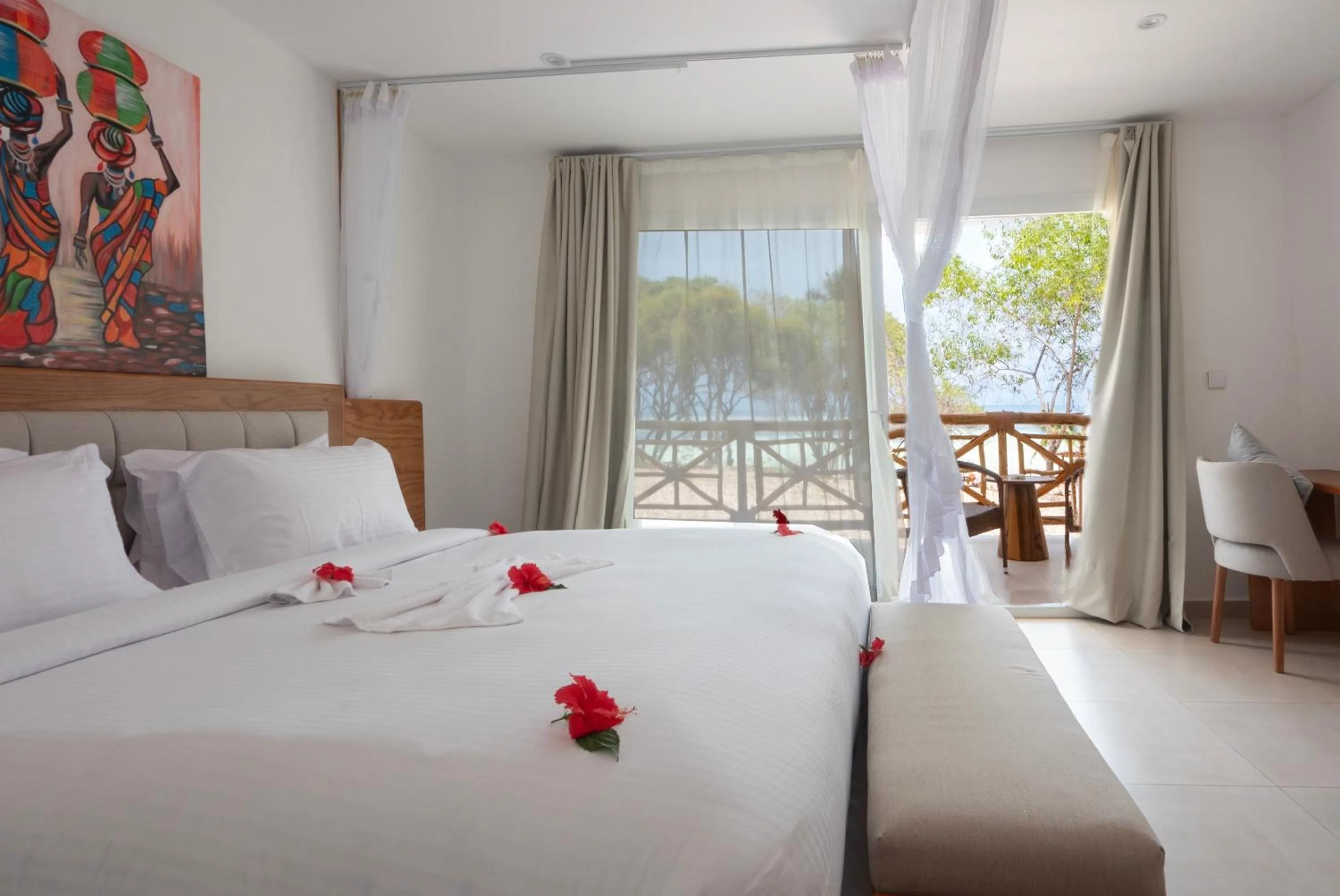 View (from property/room), Bed in Royal Mandarin Hotel & Resort