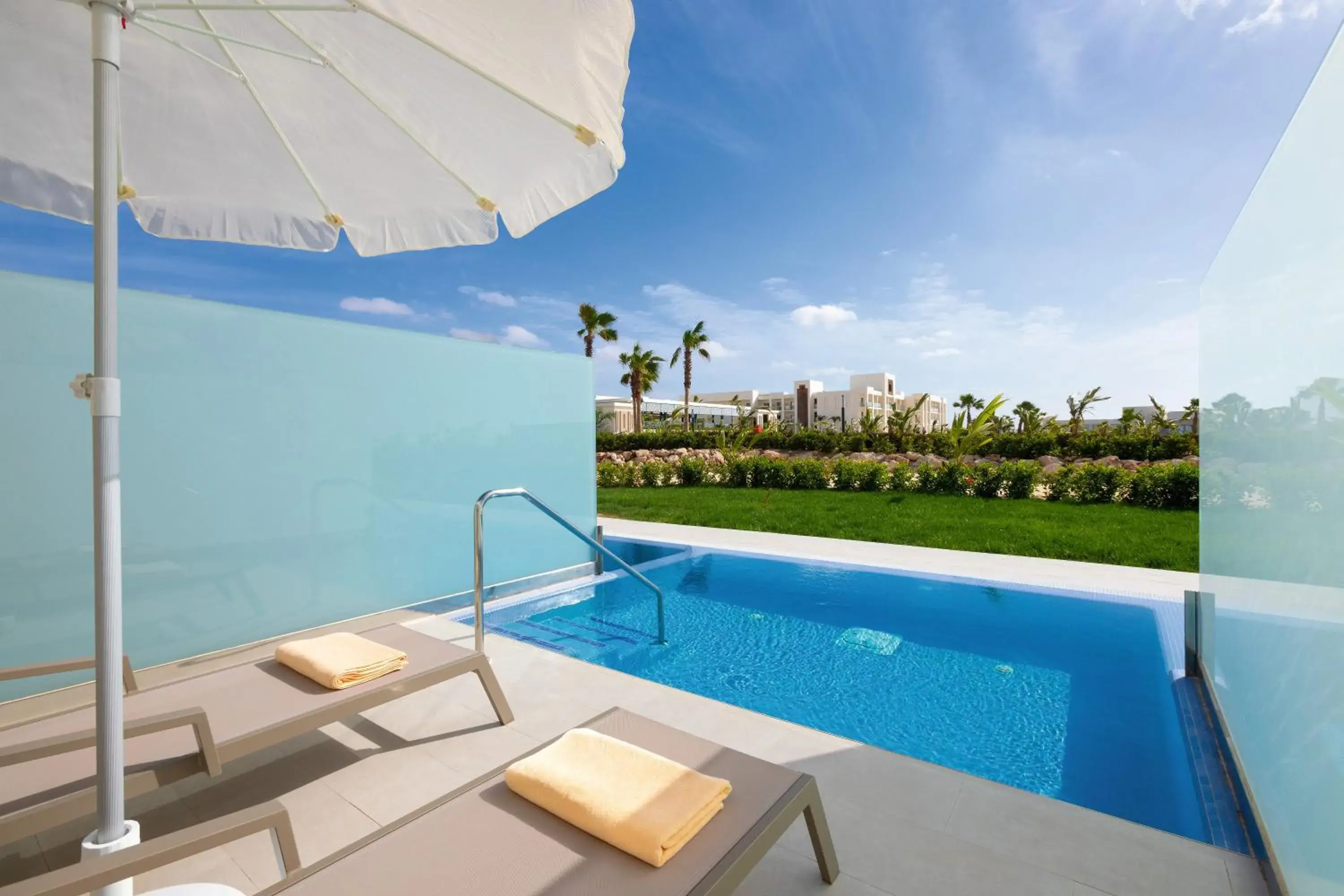 Deluxe Double Room with Balcony - single occupancy in Hotel Riu Palace Boavista - All Inclusive Deluxe Double Room with Balcony - single occupancy in Hotel Riu Palace Boavista - All Inclusive