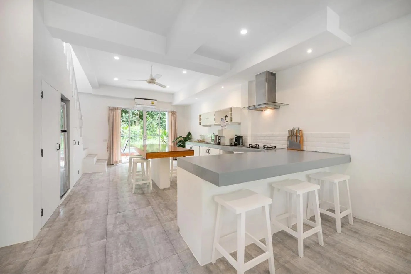 Dining area in Kokotel Khao Lak Isara Casa
