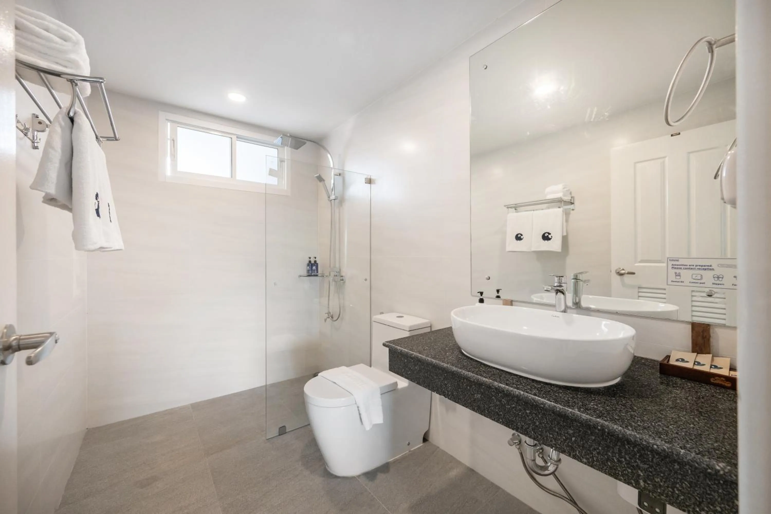 Shower in Kokotel Khao Lak Isara Casa