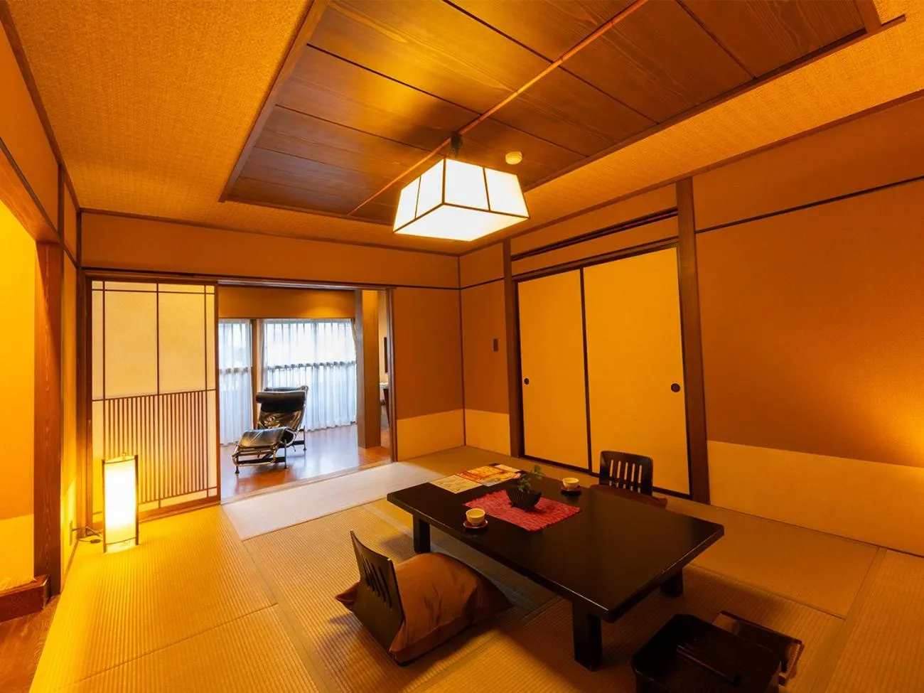Photo of the whole room, Bed in Saikatei Jidaiya