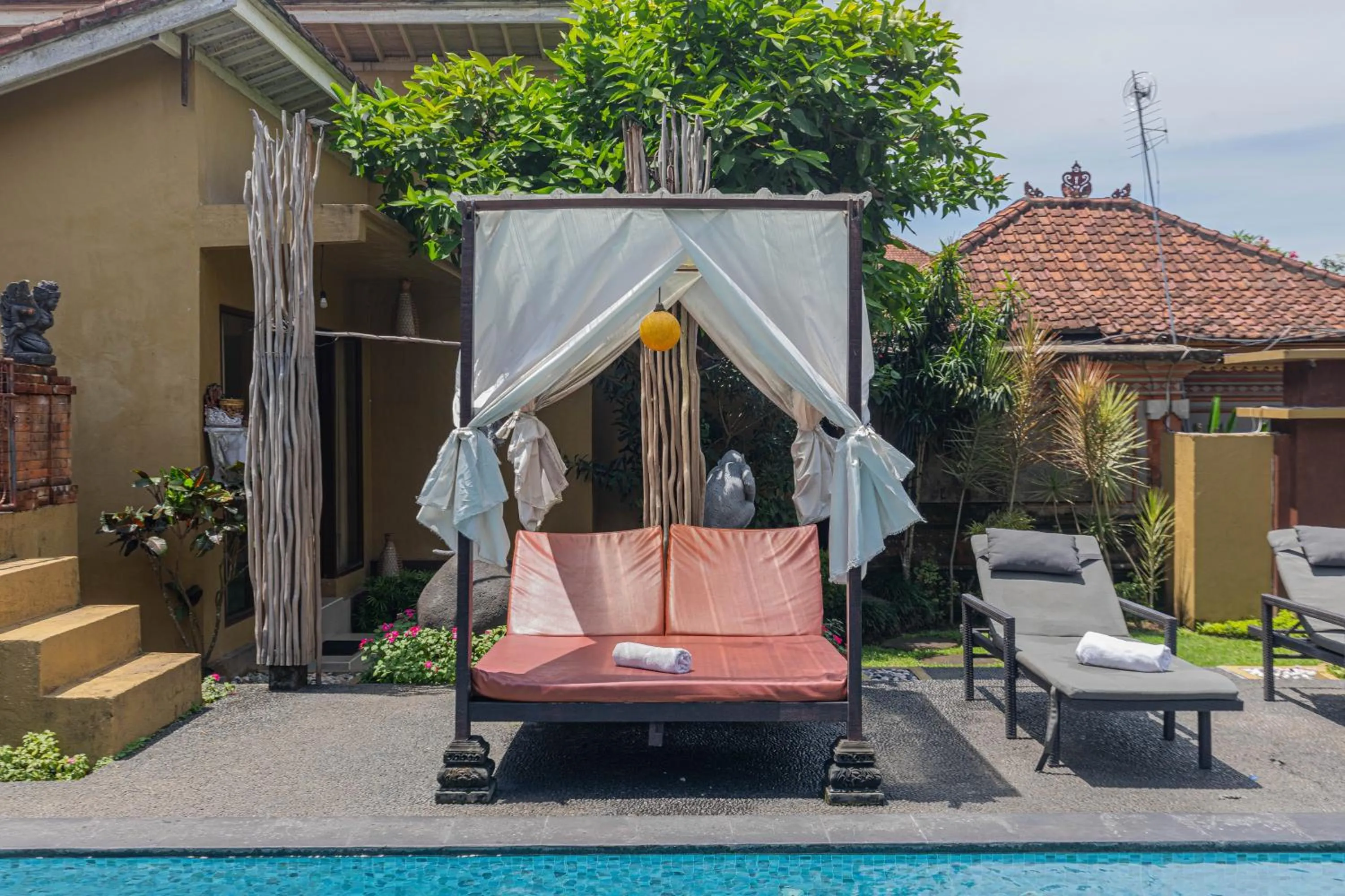 Swimming pool in Pondok Kutuh Guest House