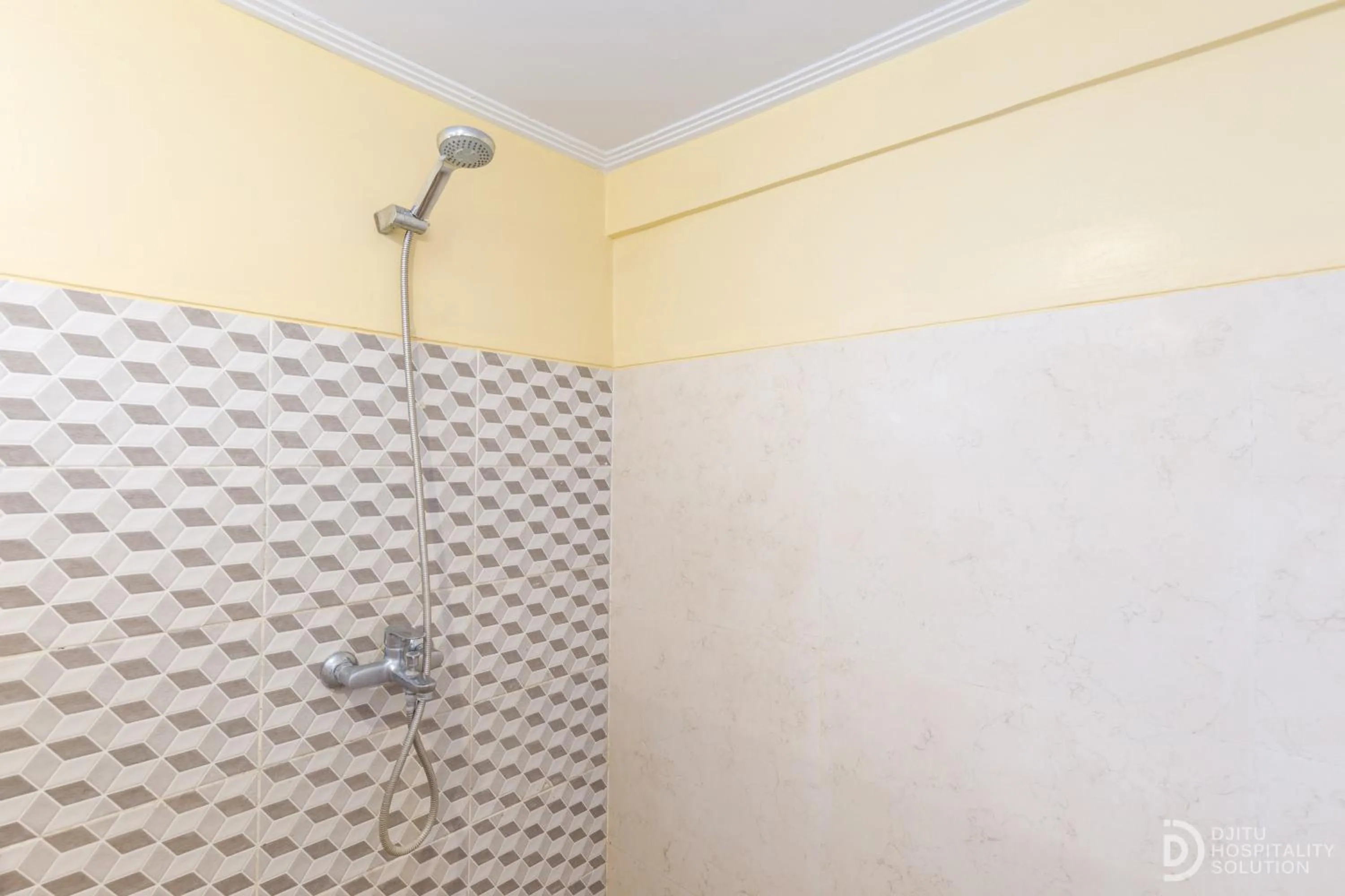 Shower in Pondok Kutuh Guest House