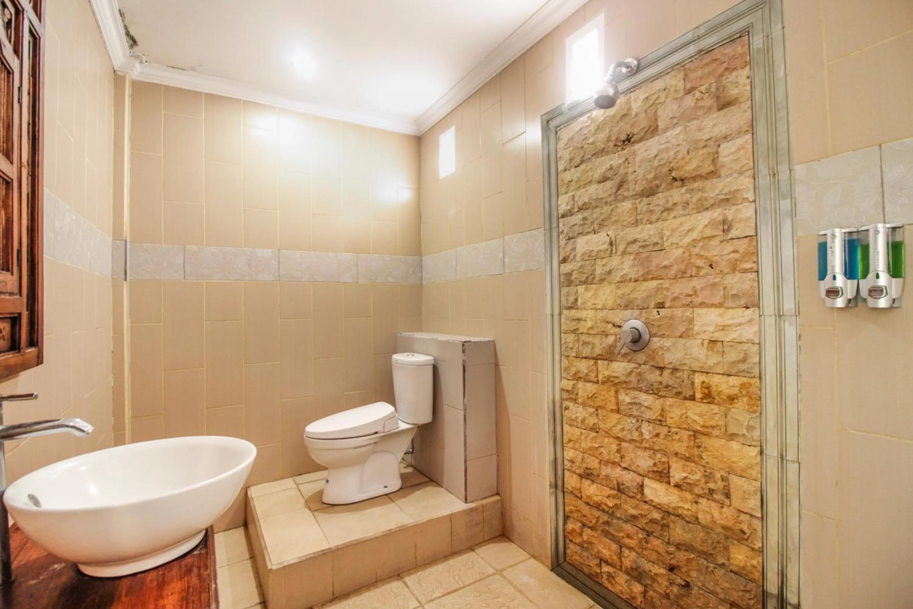 Shower in Pondok Kutuh Guest House