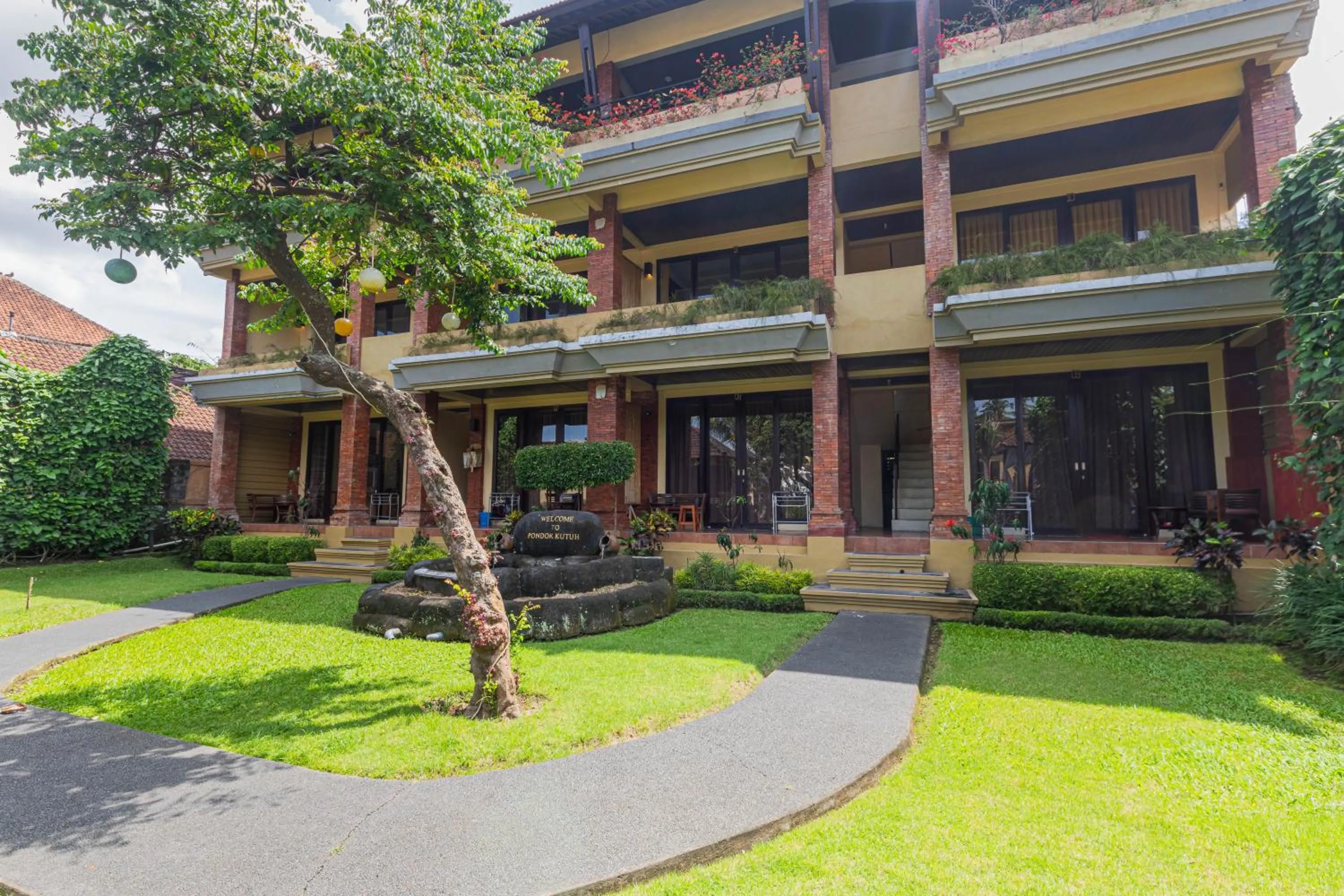 Property building in Pondok Kutuh Guest House