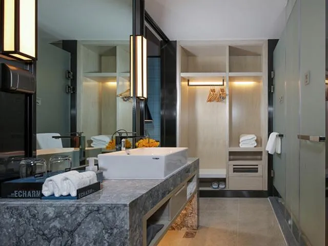 Bathroom in Echarm Hotel Mile Branch