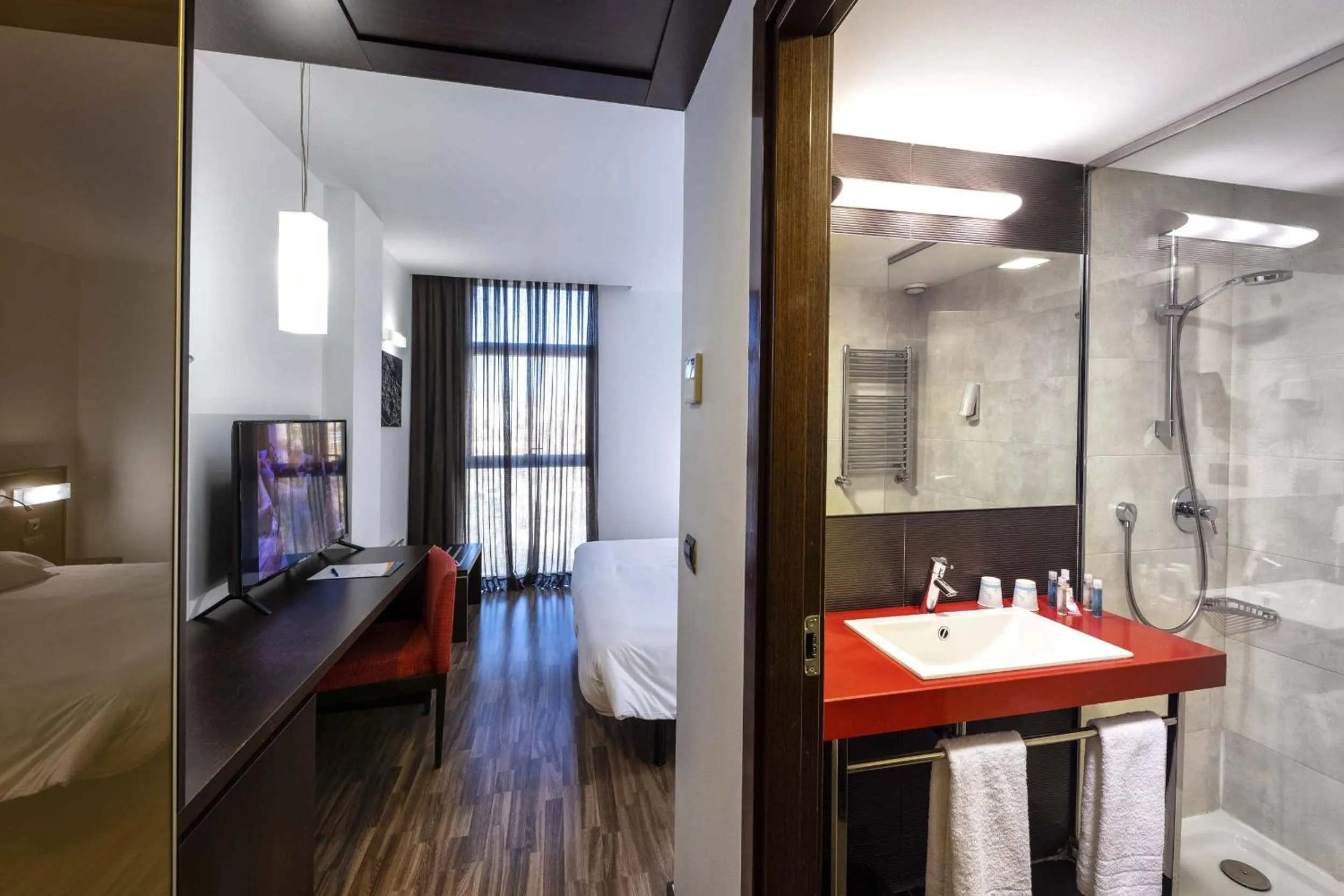 Bedroom, Bed in Globales Castillo de Ayud