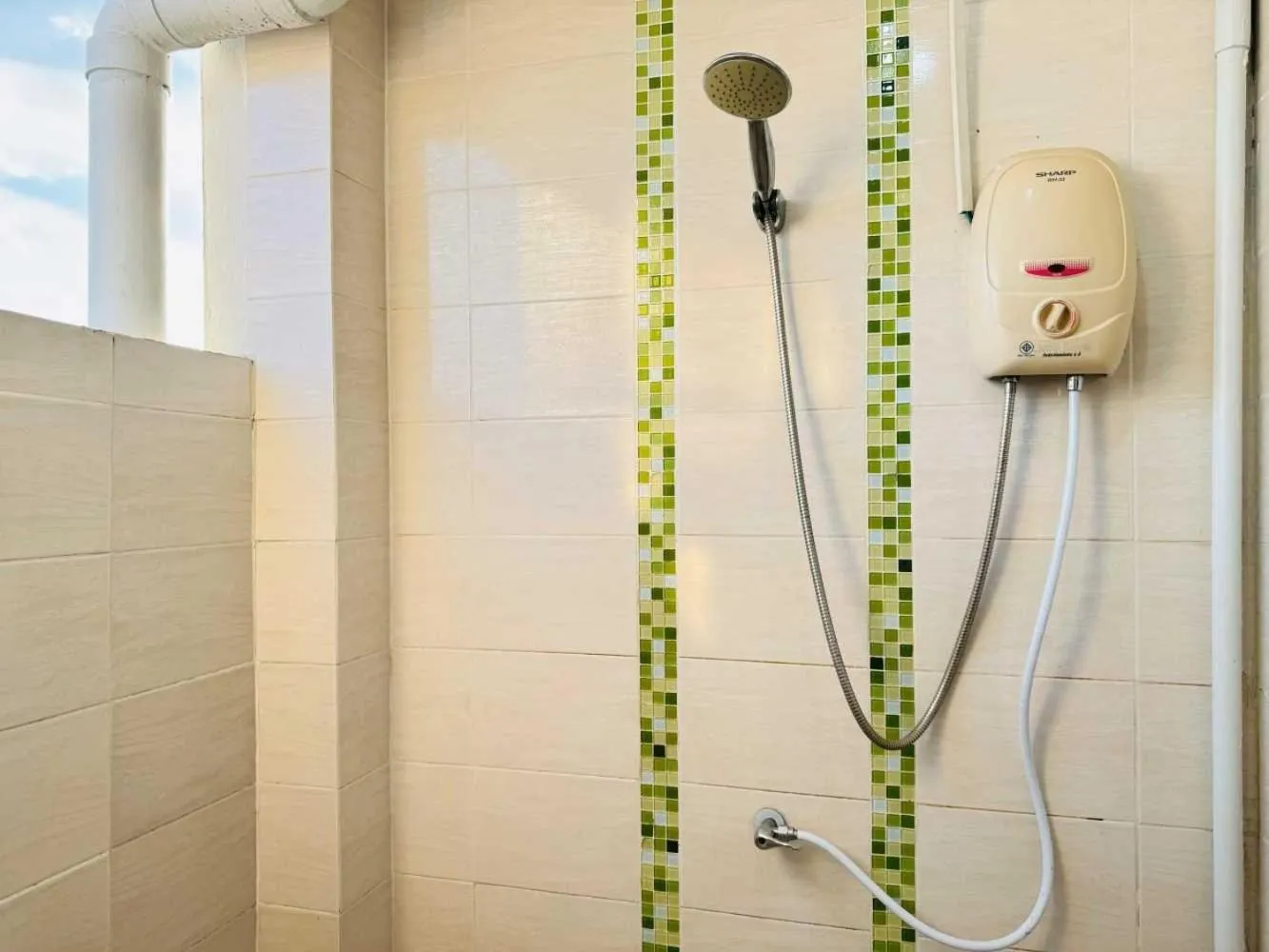 Bathroom in Hotel O Bupatara Chiangmai