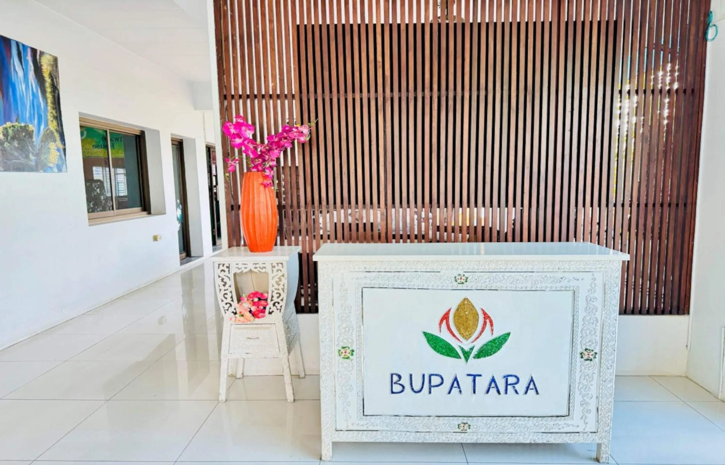 Lobby or reception in Hotel O Bupatara Chiangmai