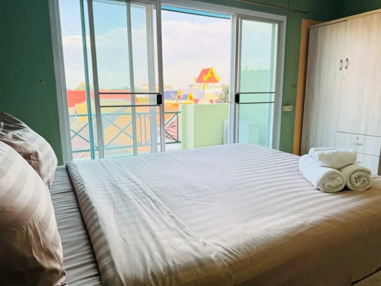 Bedroom, Bed in Hotel O Bupatara Chiangmai