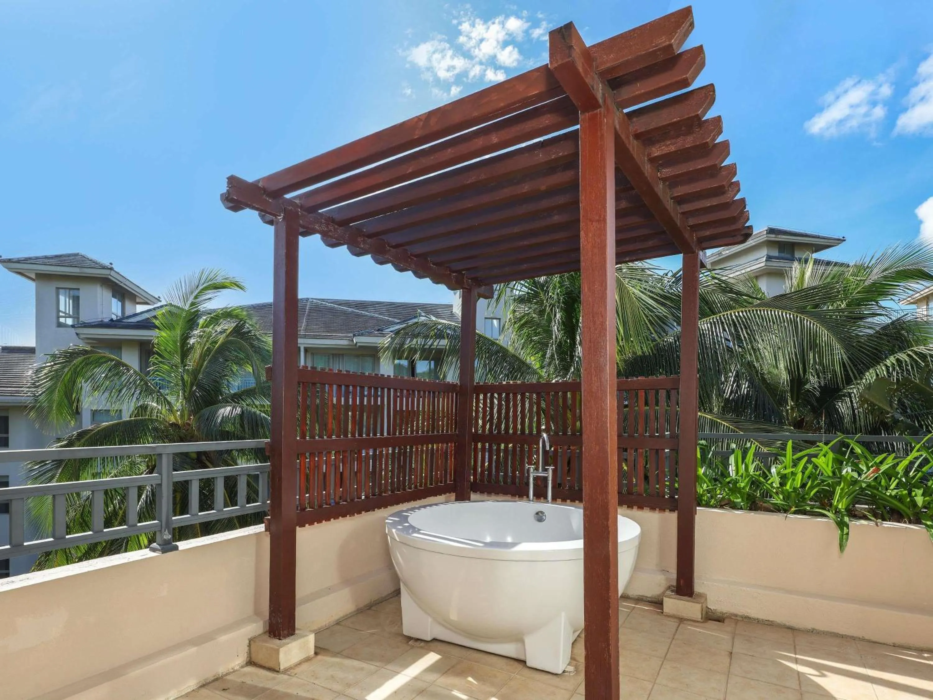 Bedroom in Grand Mercure & Spa Sanya Yalong Bay