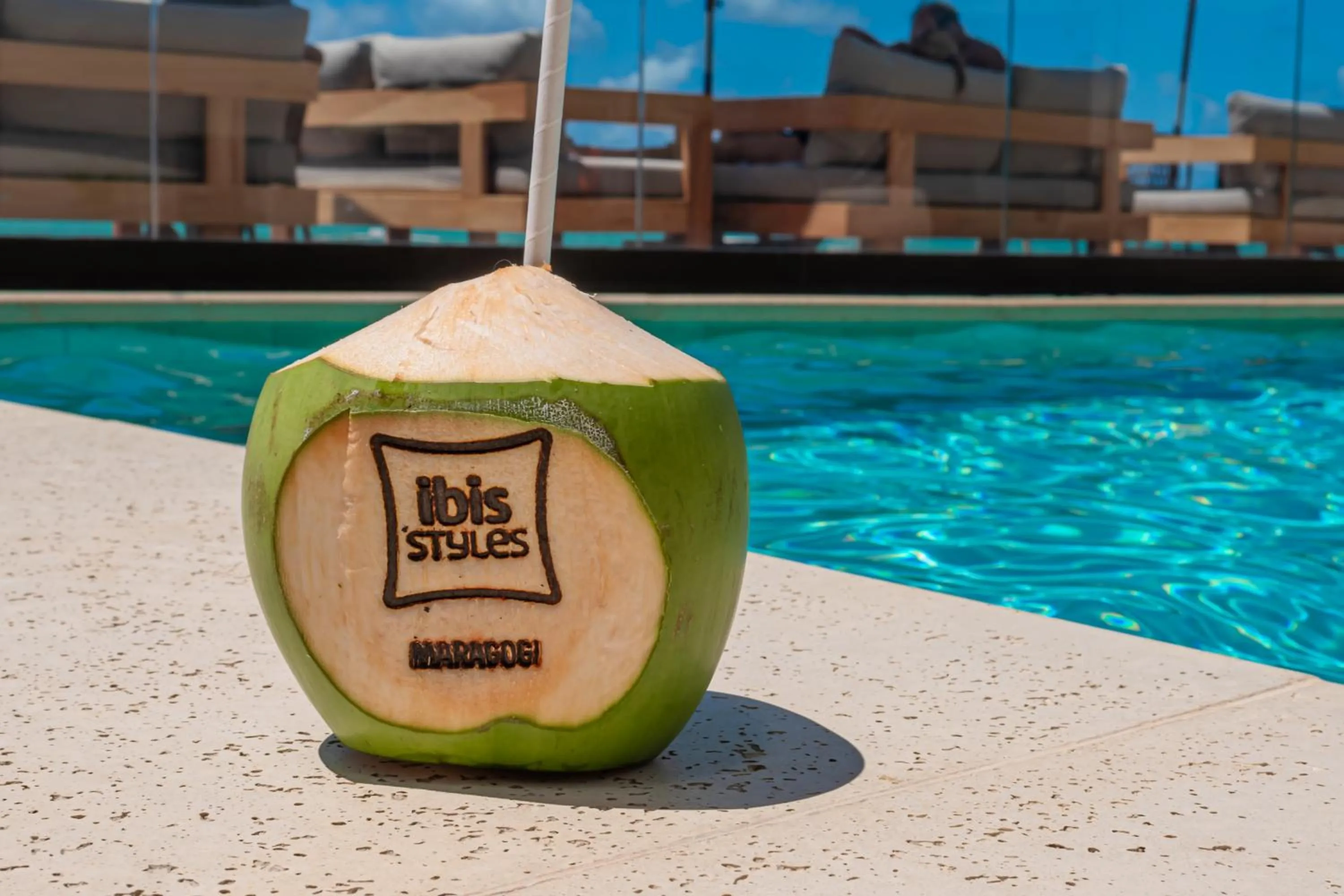 Swimming pool in Ibis Styles Maragogi - O primeiro Ibis Styles pé na areia do Brasil