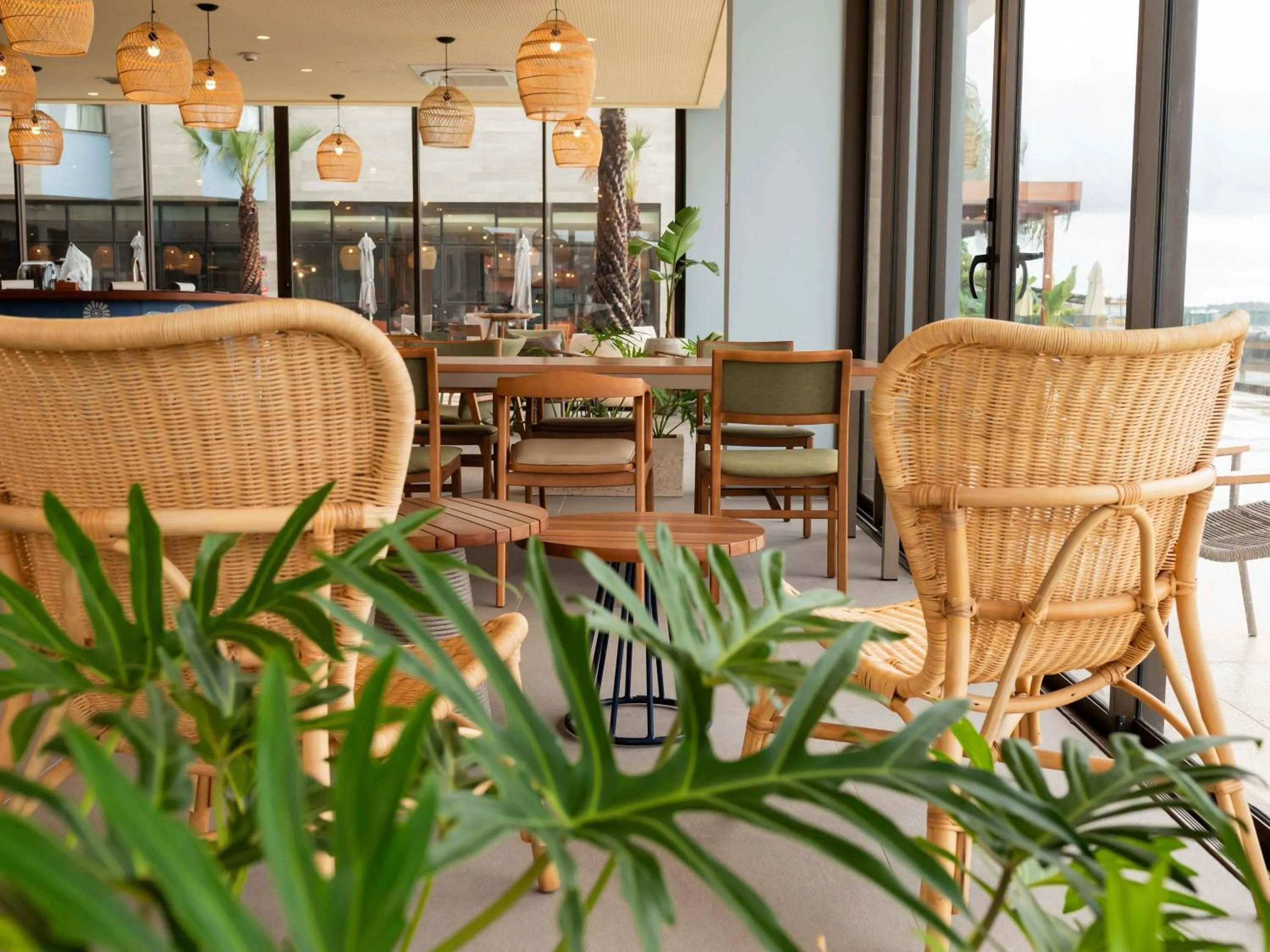 Lounge or bar in Ibis Styles Maragogi - O primeiro Ibis Styles pé na areia do Brasil