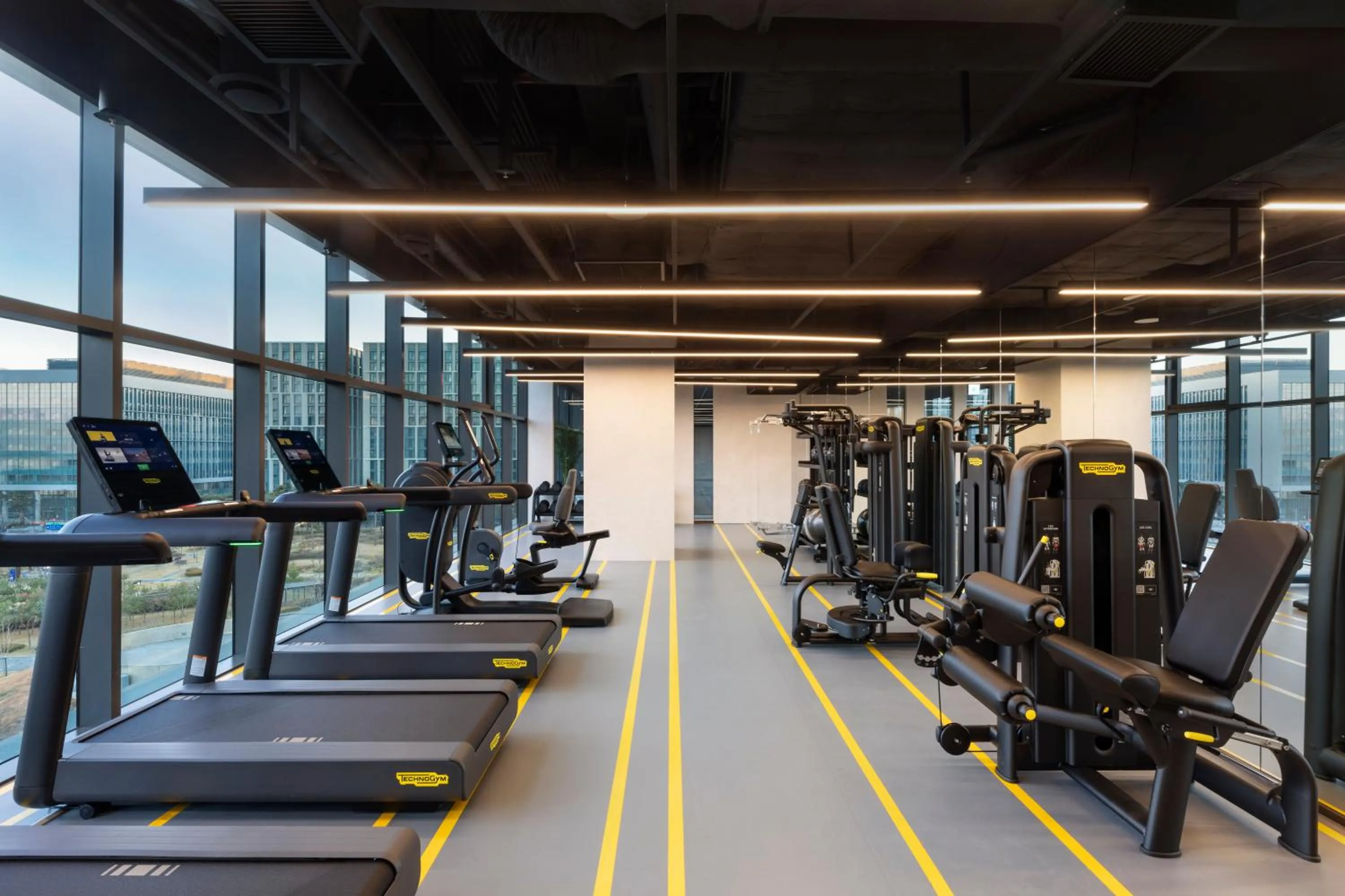 Fitness centre/facilities in Mercure Ambassador Seoul Magok