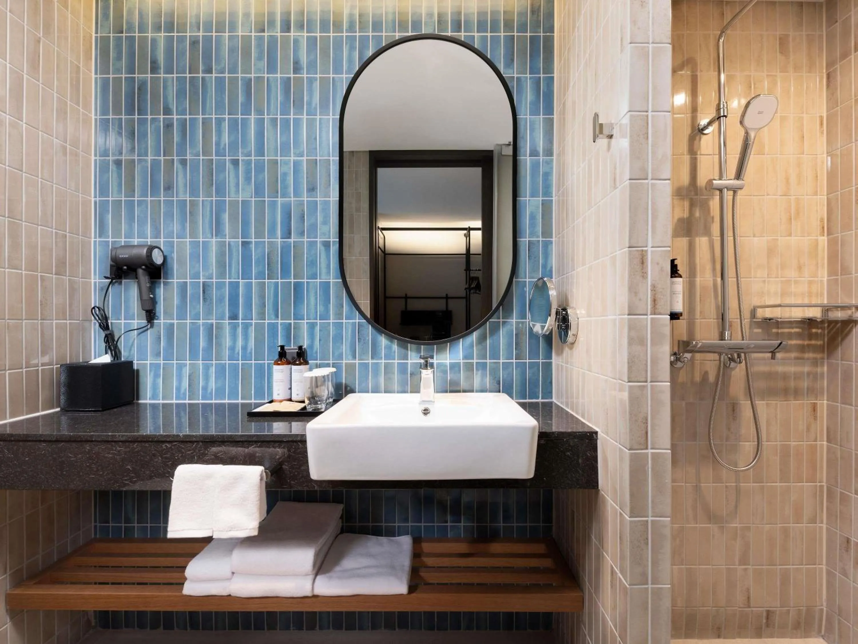 Bedroom in Mercure Ambassador Seoul Magok