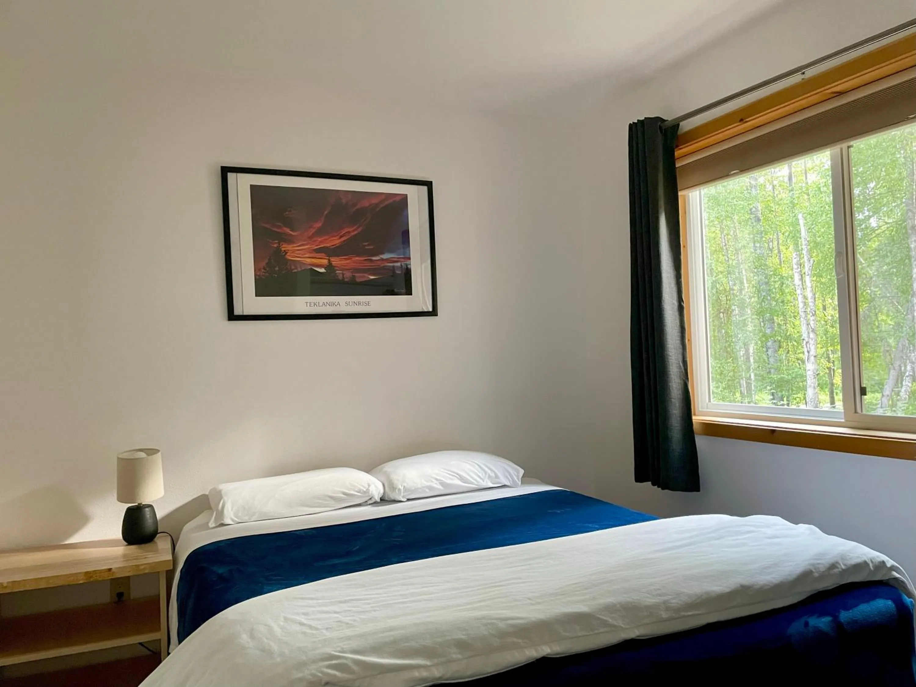 Bedroom, Bed in Talkeetna Wilderness Lodge & Cabin Rentals