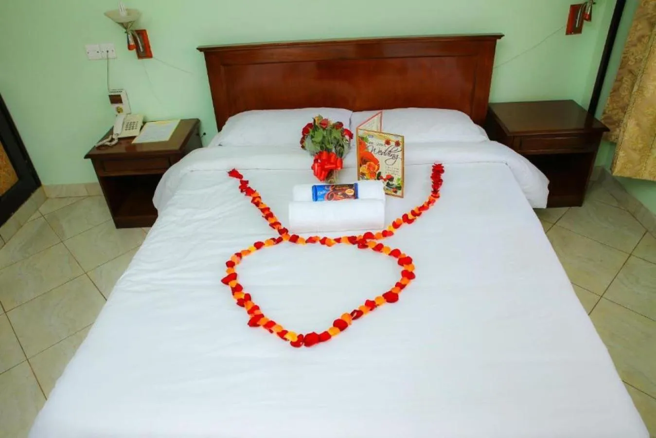 Bed in Sandton Palace Hotel