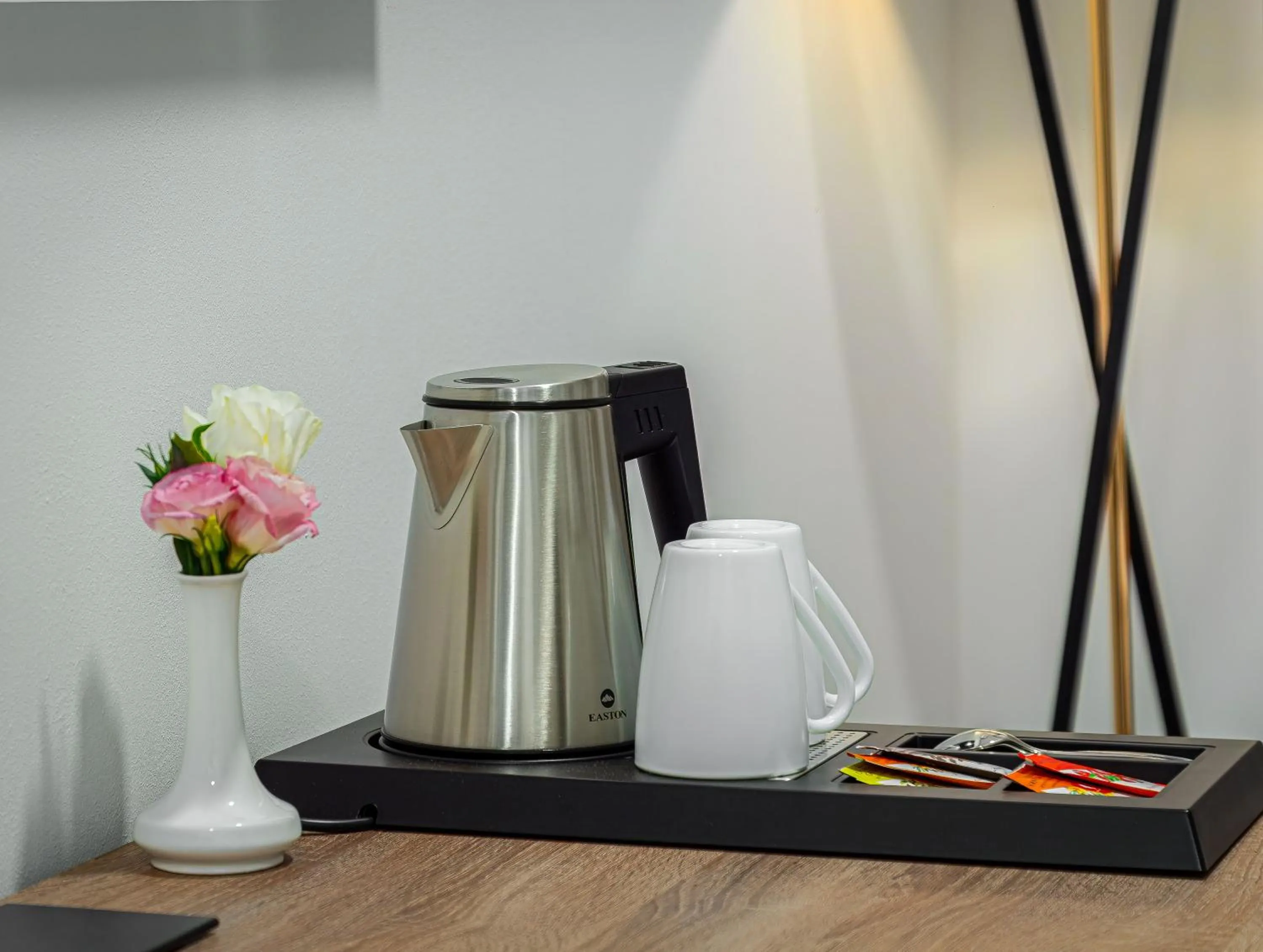 Coffee/tea facilities in TA Collection Hotel