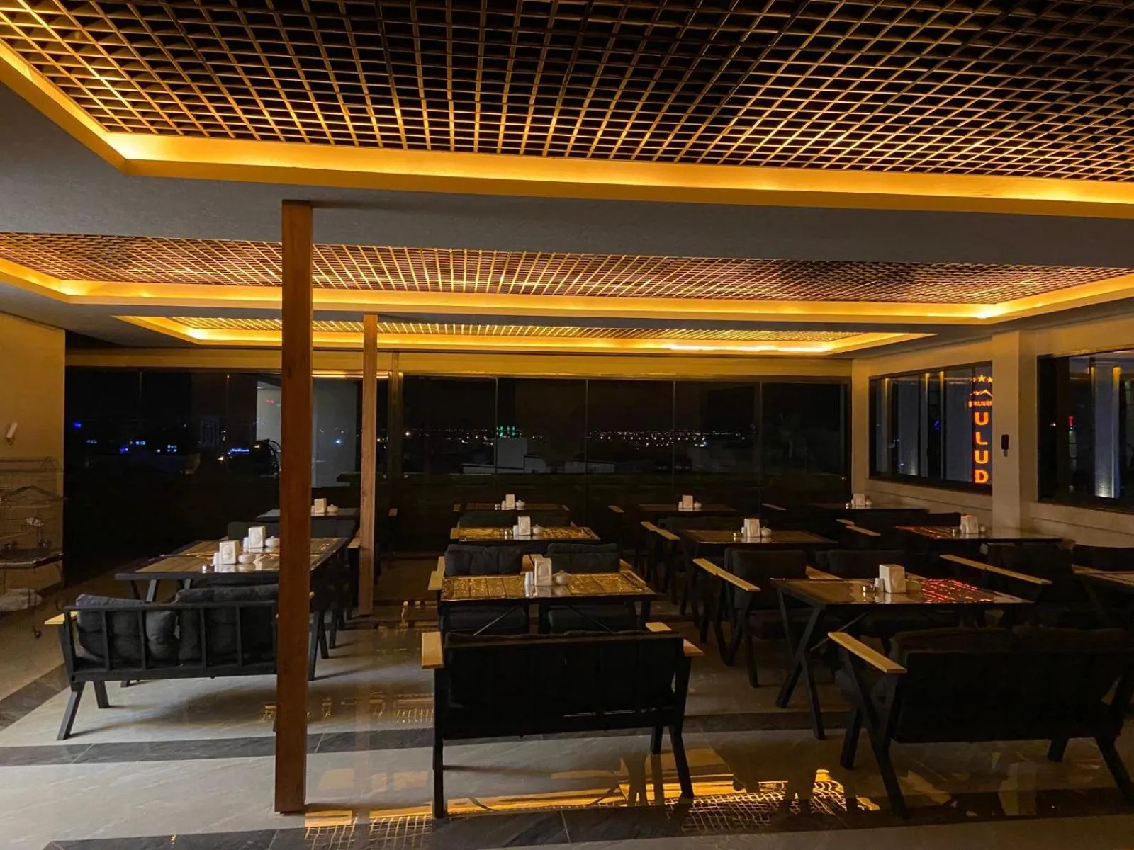 Balcony/Terrace in Otel OrtaDoğu