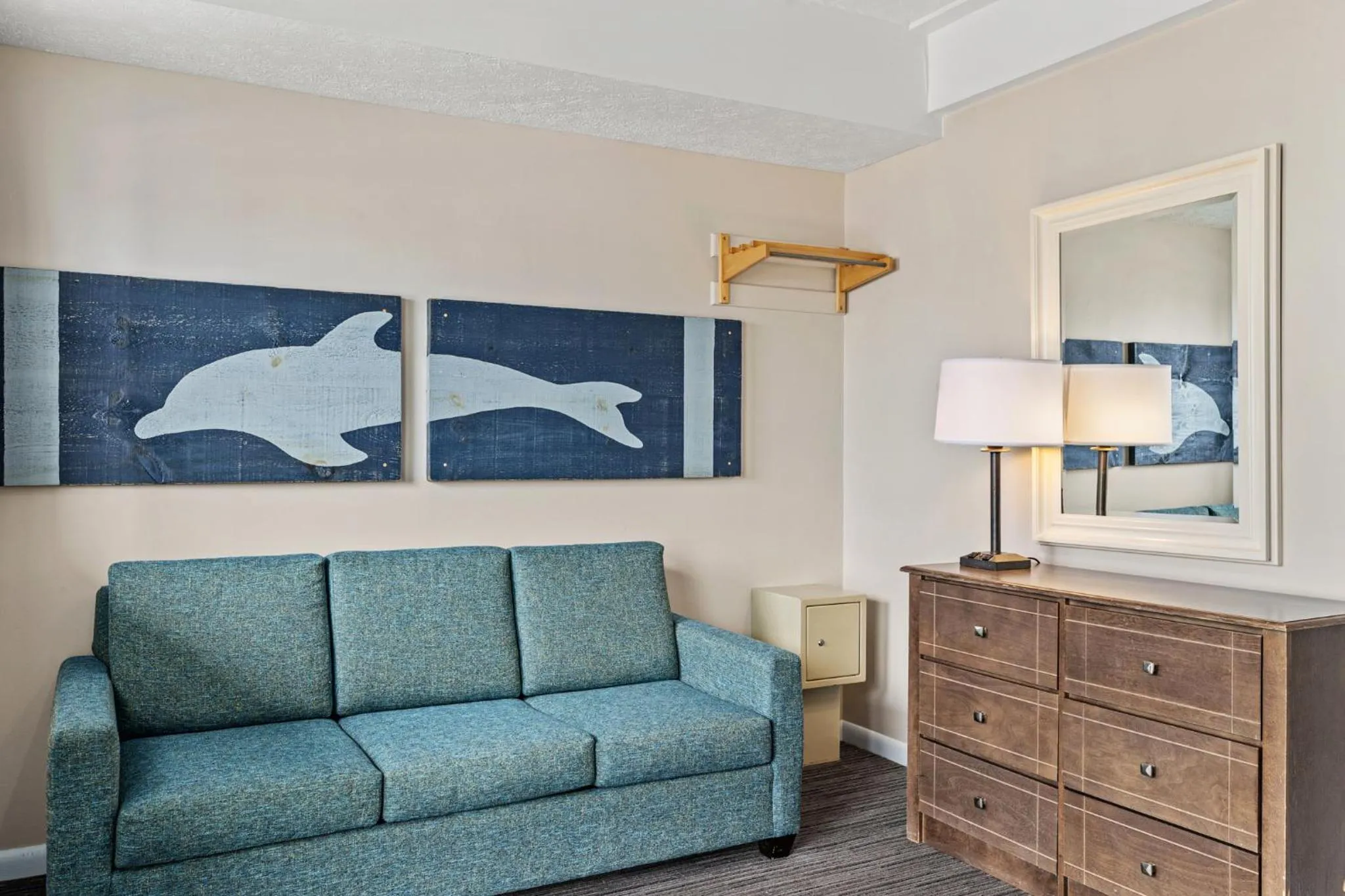 Sandpiper Beacon Beach Resort