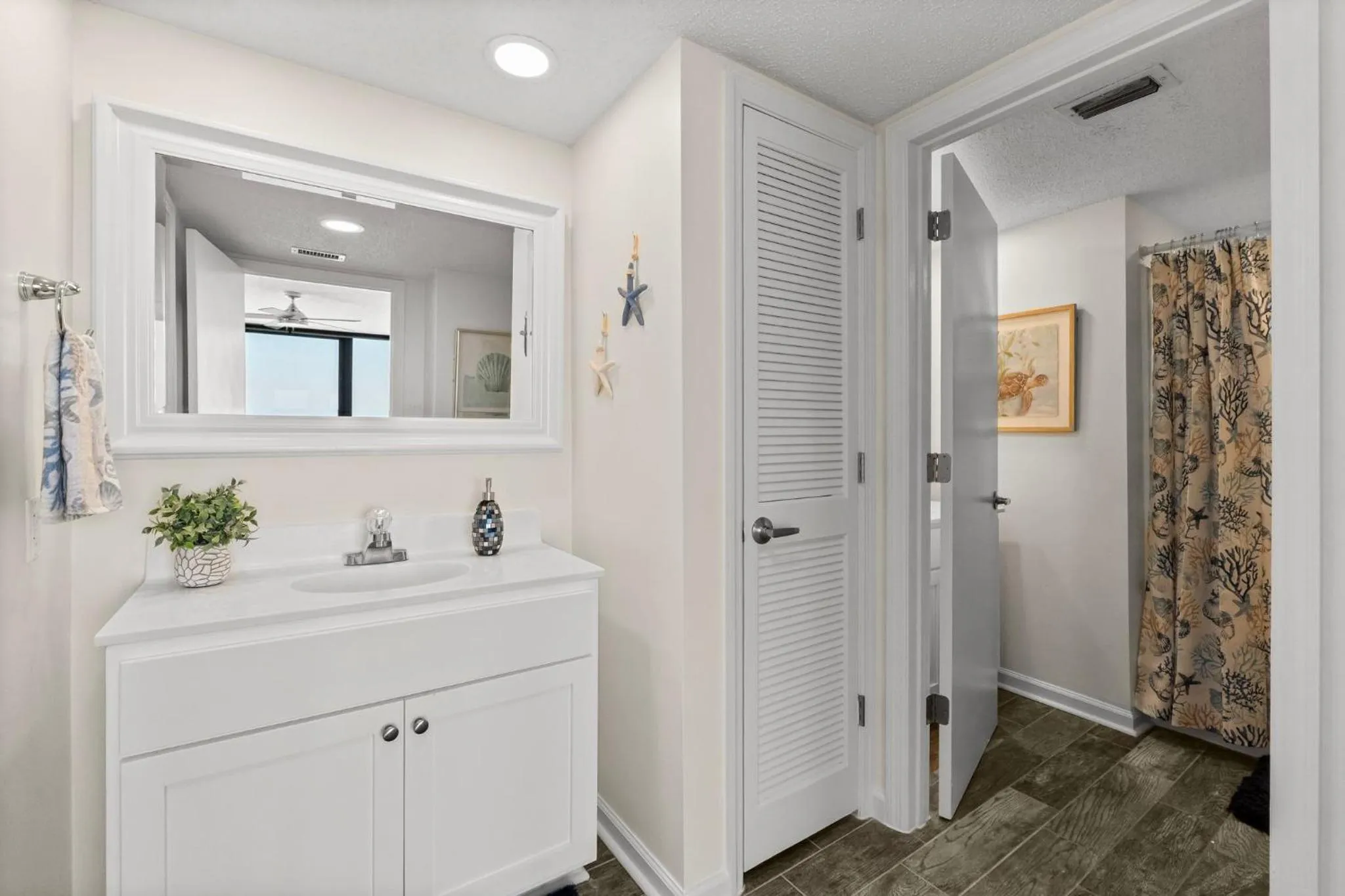 Sandpiper Beacon Beach Resort