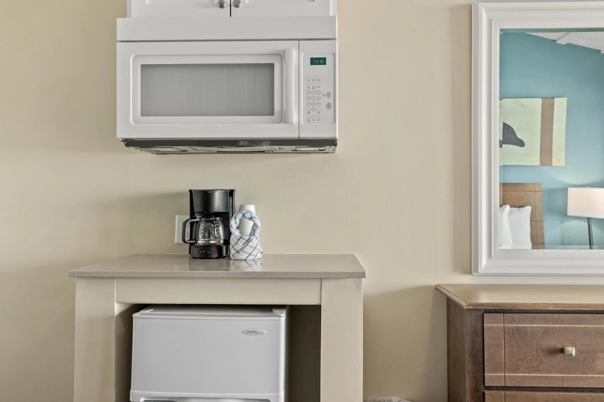 Sandpiper Beacon Beach Resort