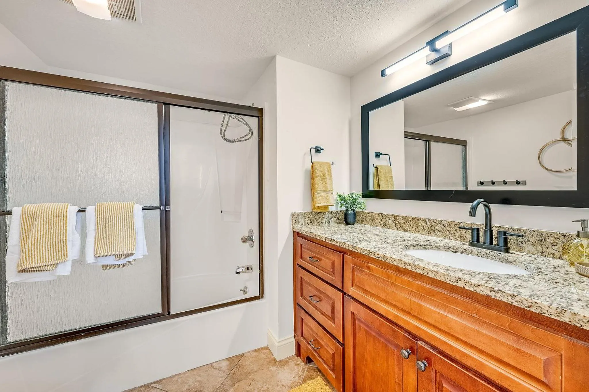 Sandpiper Beacon Beach Resort